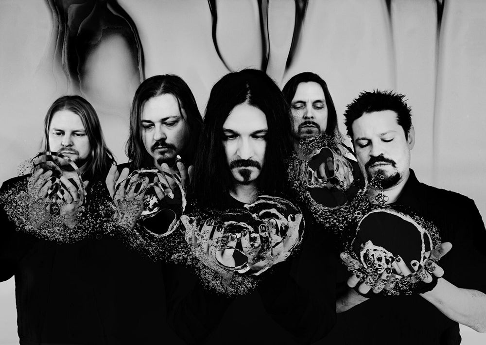 ORANSSI PAZUZU – Release Video For New Single ‘Muuntautuja’!