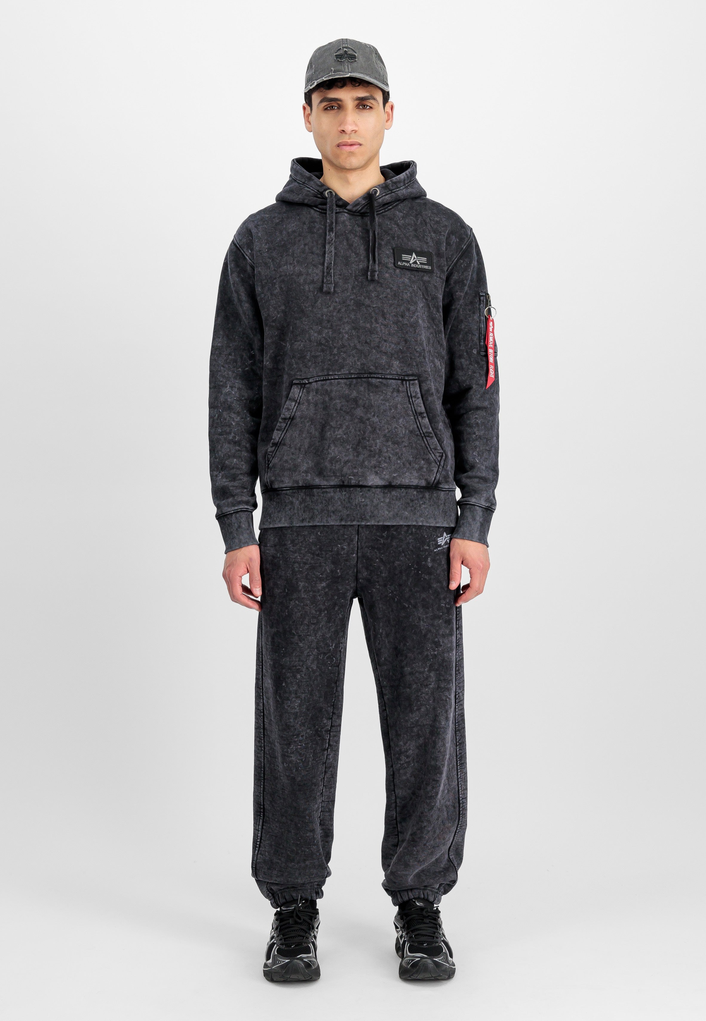 Alpha Industries - Vintage Basic SL Black - Sweat Pants | Men-Image