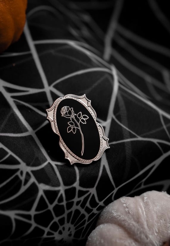 Lively Ghosts - Relic Rose Silver - Pin