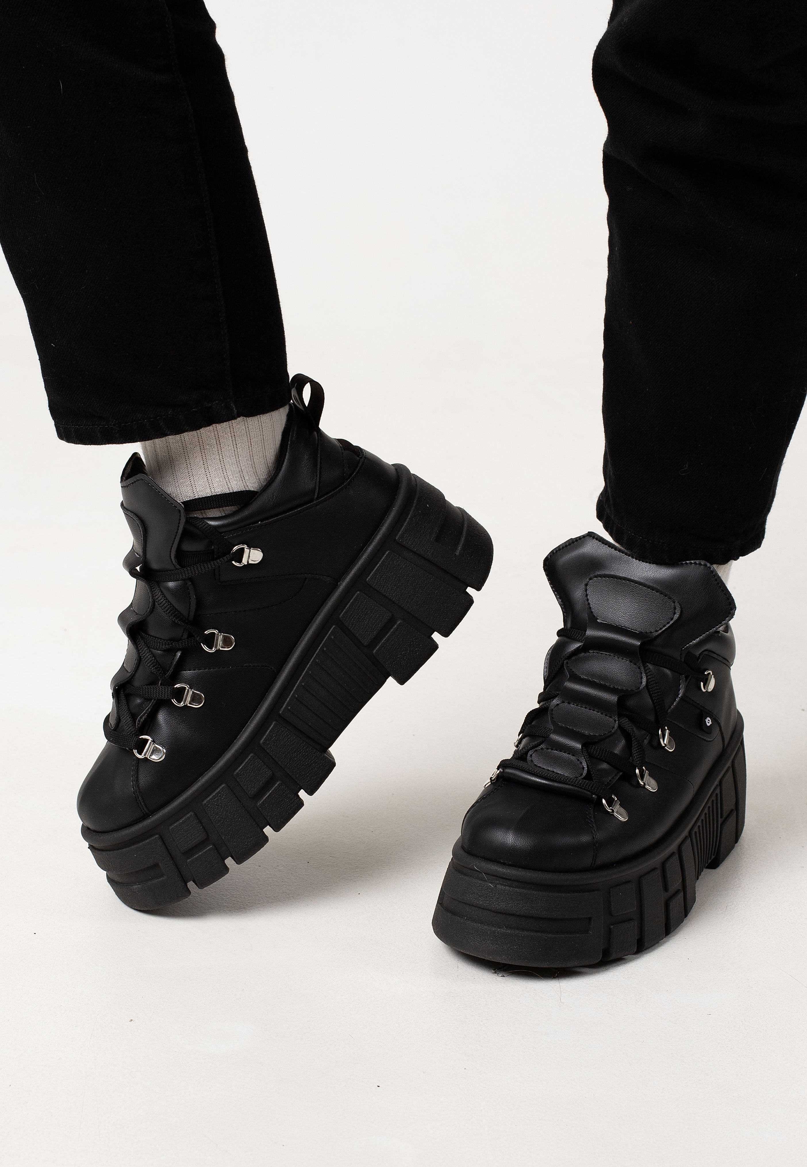 Altercore - Logan Black - Girl Shoes