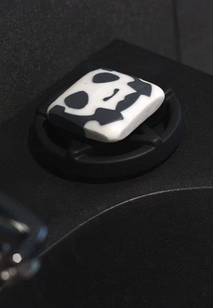 Kaamos Co. - Spatanic Pentagram - Soap Dish | Neutral-Image