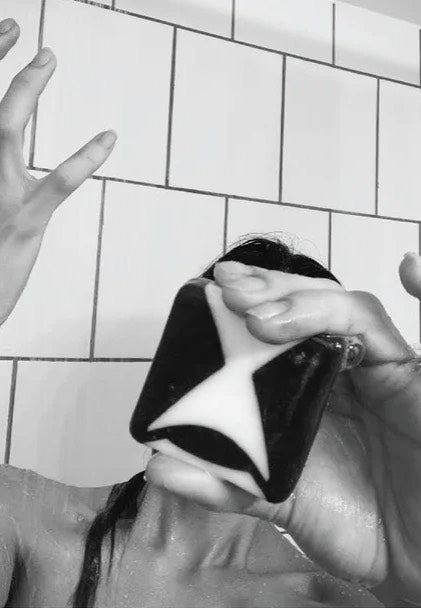 Kaamos Co. - Corpse Paint Peppermint - Soap | Neutral-Image