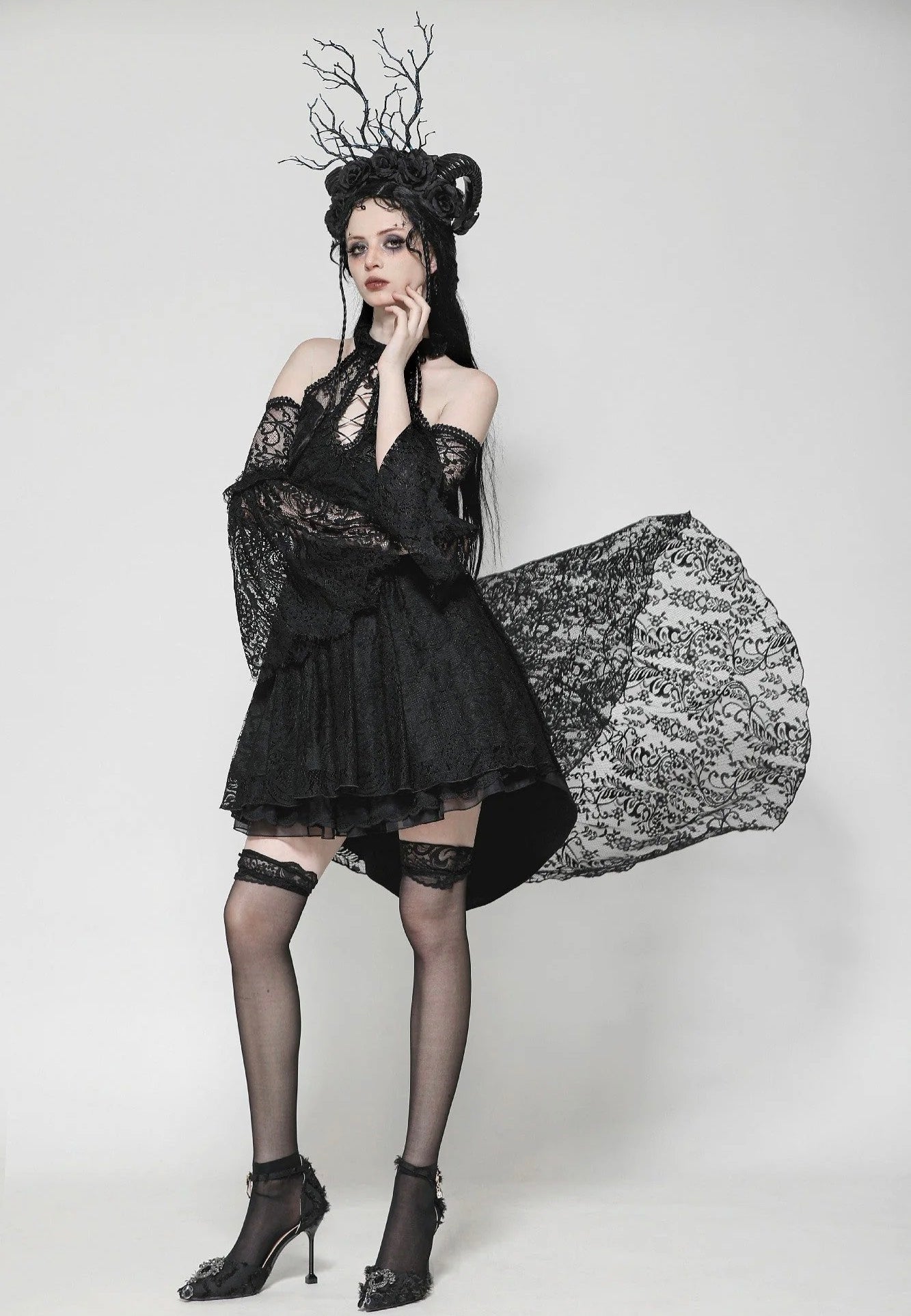 Dark In Love - Black Gothic Rose Vine Lace Tail - Dress