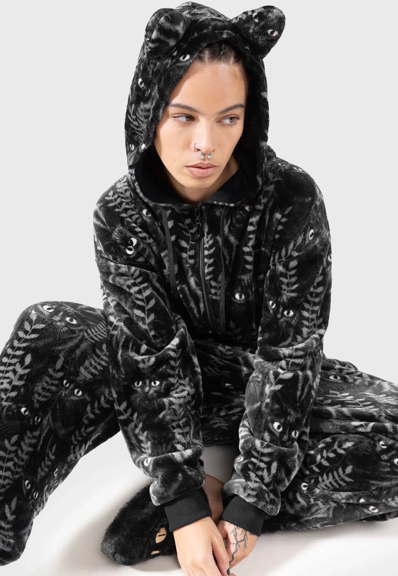 Black hooded jumpsuit 2025