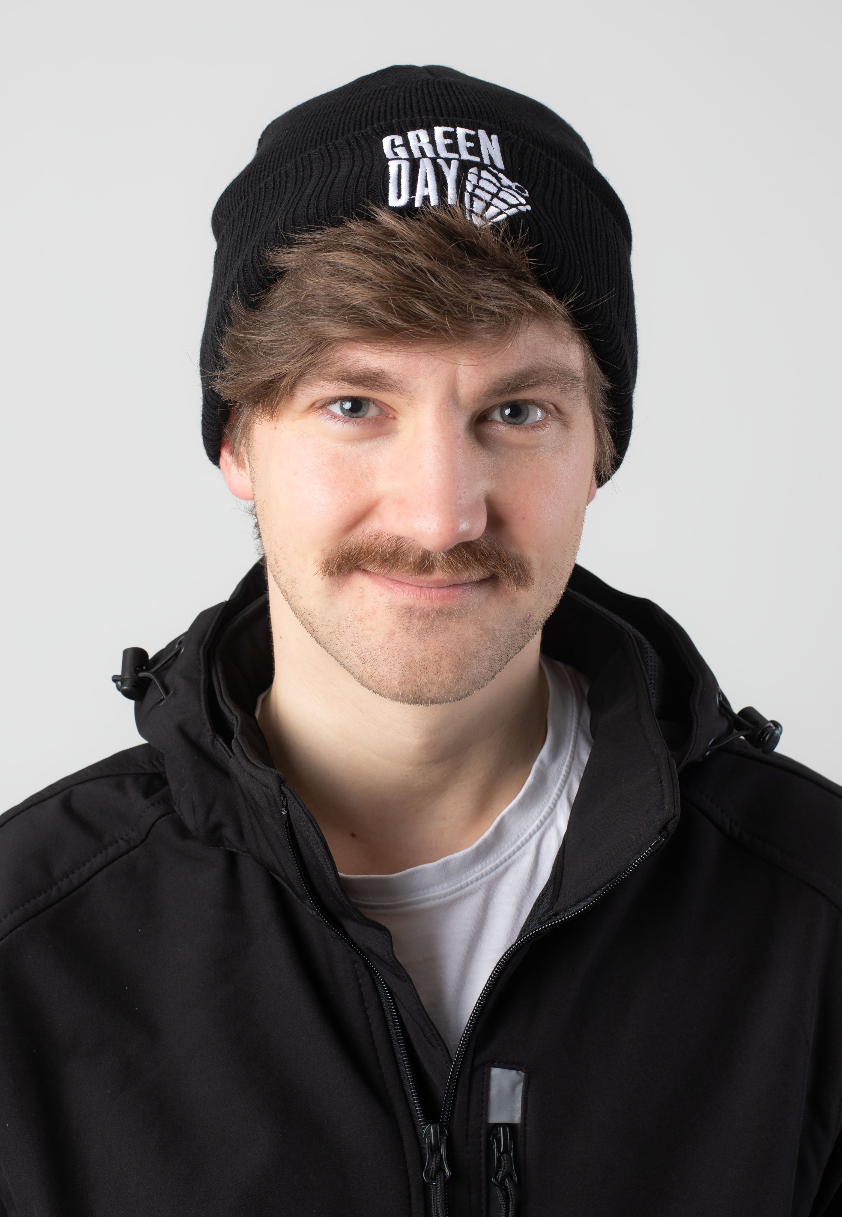 Green Day - Stacked Logo & Grenade - Beanie | Neutral-Image