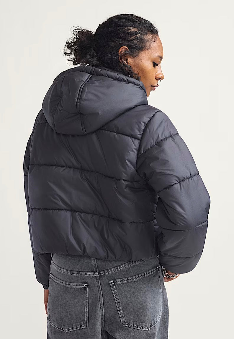 Vans - MTE Hillgate Cropped Puffer Black - Jacket | Women-Image