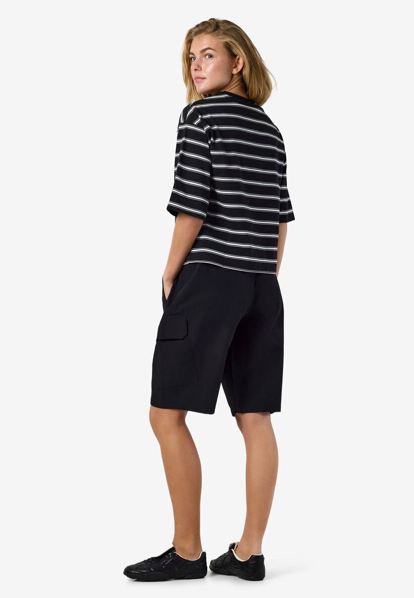 Noisy May - Ember Stripe Black White - Top | Women-Image