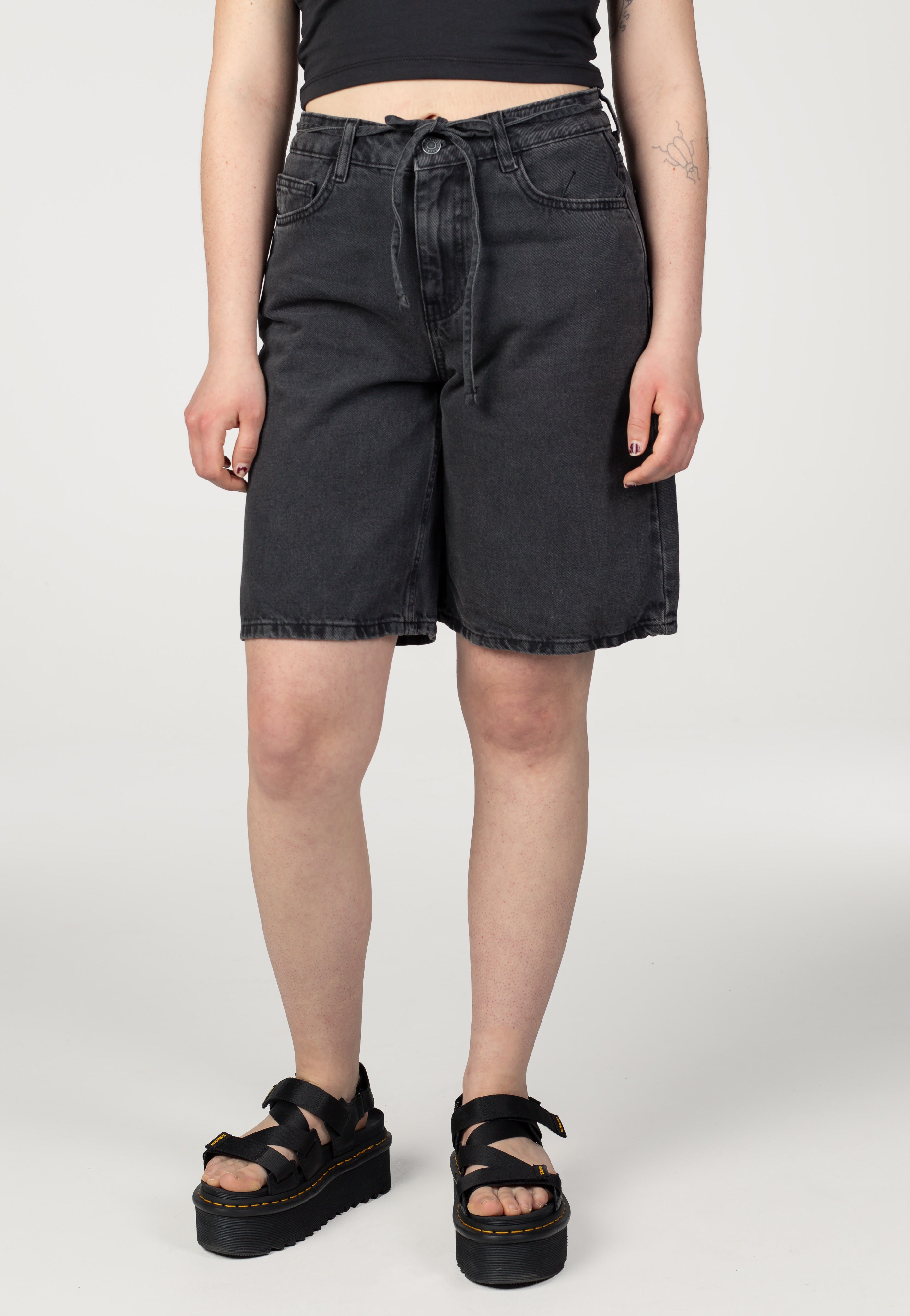 Noisy May - Maisy Loose Black Denim - Shorts | Women-Image