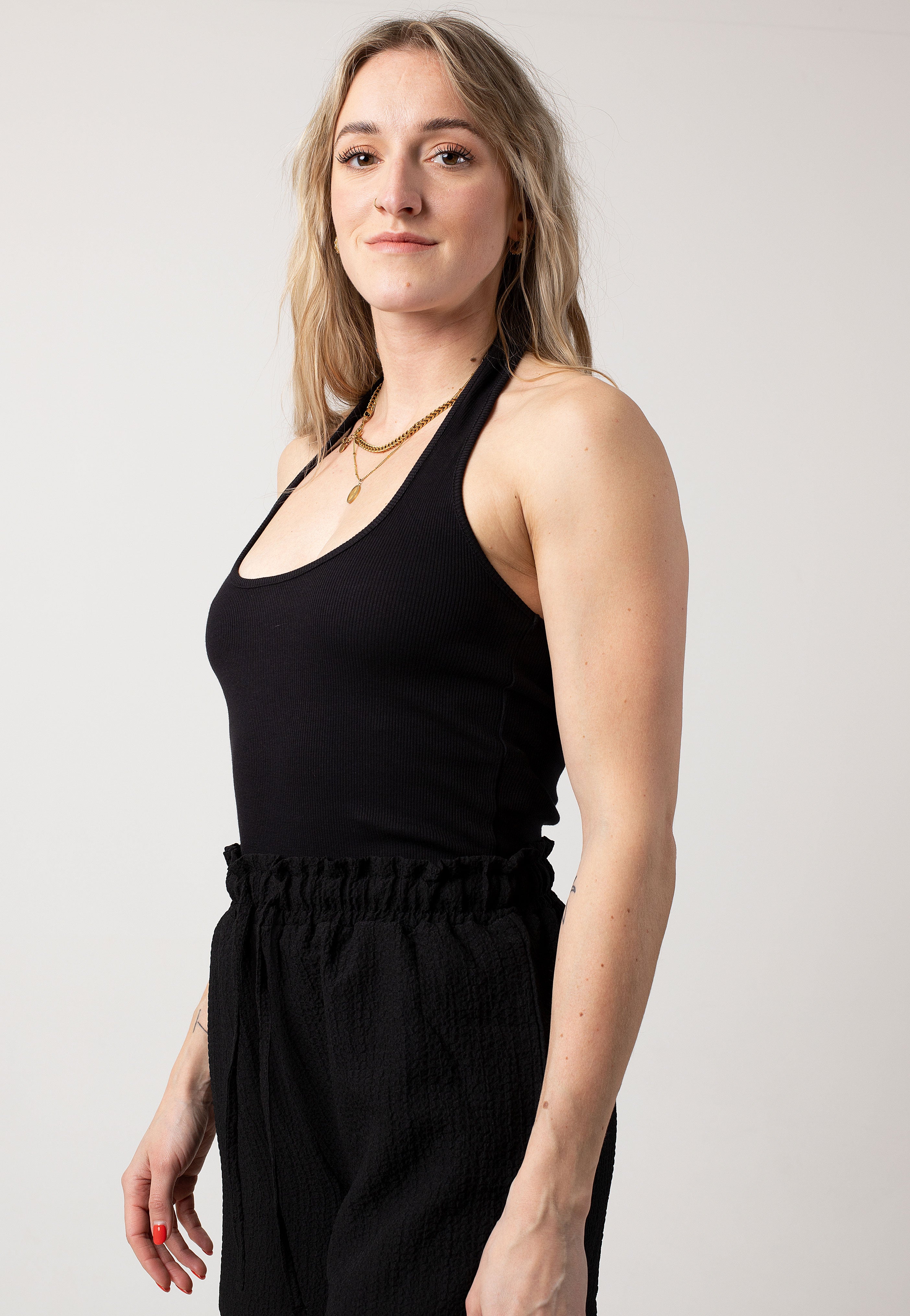 Noisy Maya - Maya Halter Black - Top | Women-Image