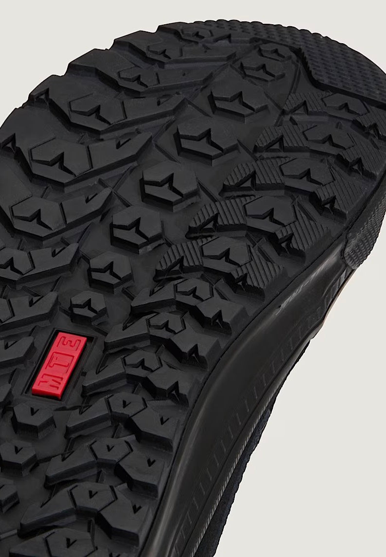 Vans - MTE Sk8-Hi Waterproof Insulated Black/Black - Shoes | Men-Image