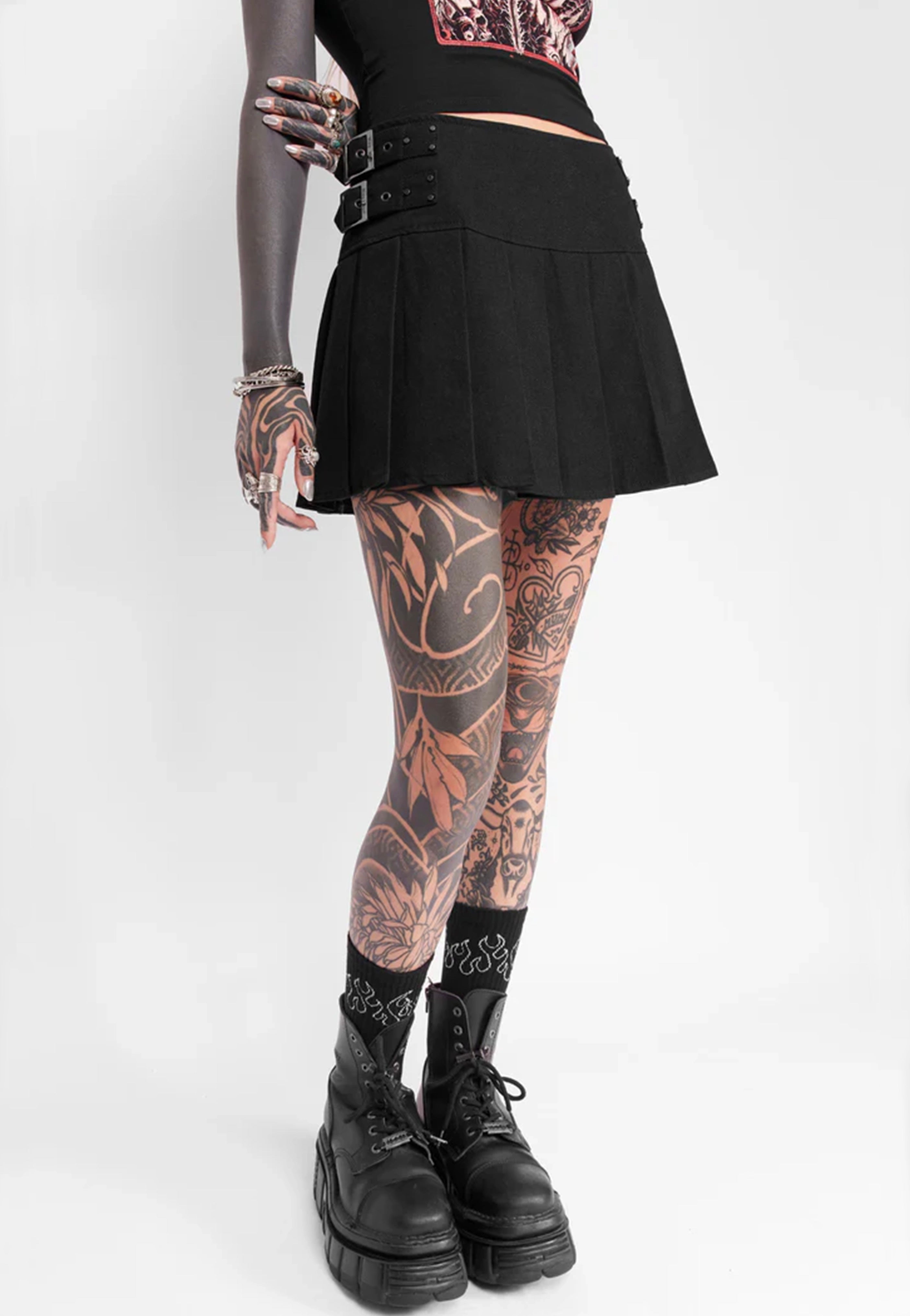 Mary Wyatt - Daria Pleated Black - Skort | Women-Image