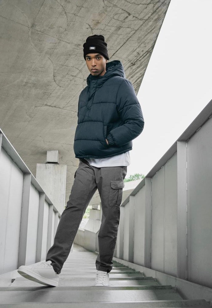 Urban Classics - Hooded Cropped Pull Over Down Black - Jacket | Men-Image