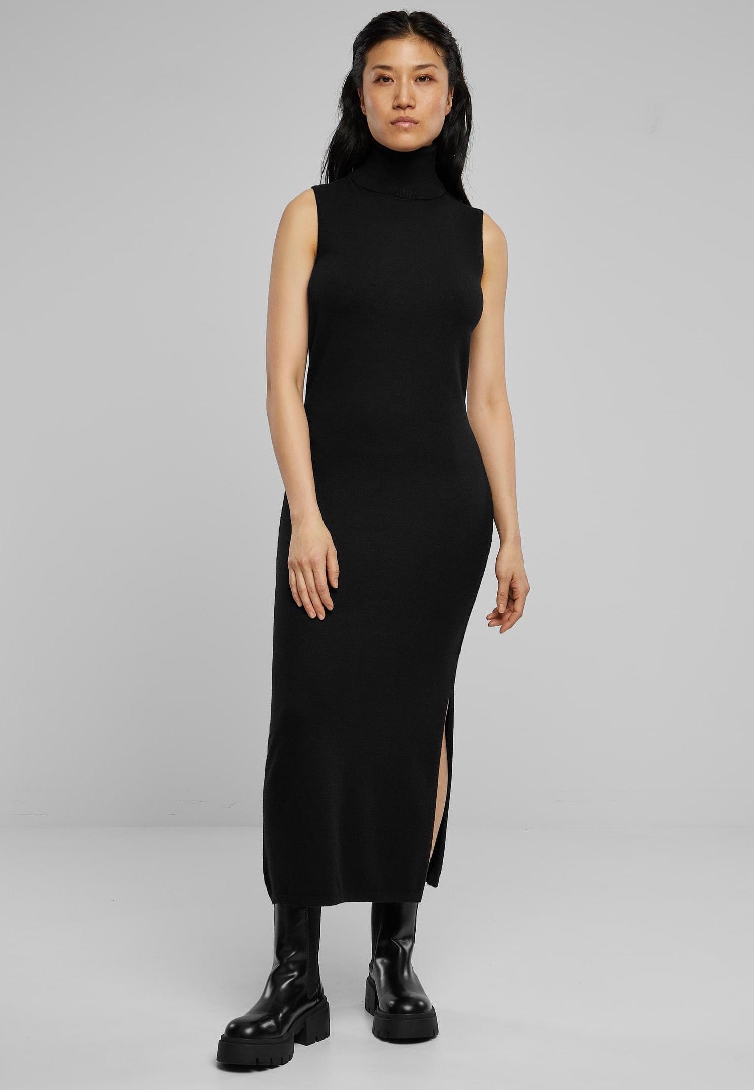Urban Classics - Ladies Knitted Eco Viscose Turtleneck Black - Dress | Nuclear Blast Urban Classics - Ladies Knitted Eco Viscose Turtleneck Black - Dress | Nuclear Blast