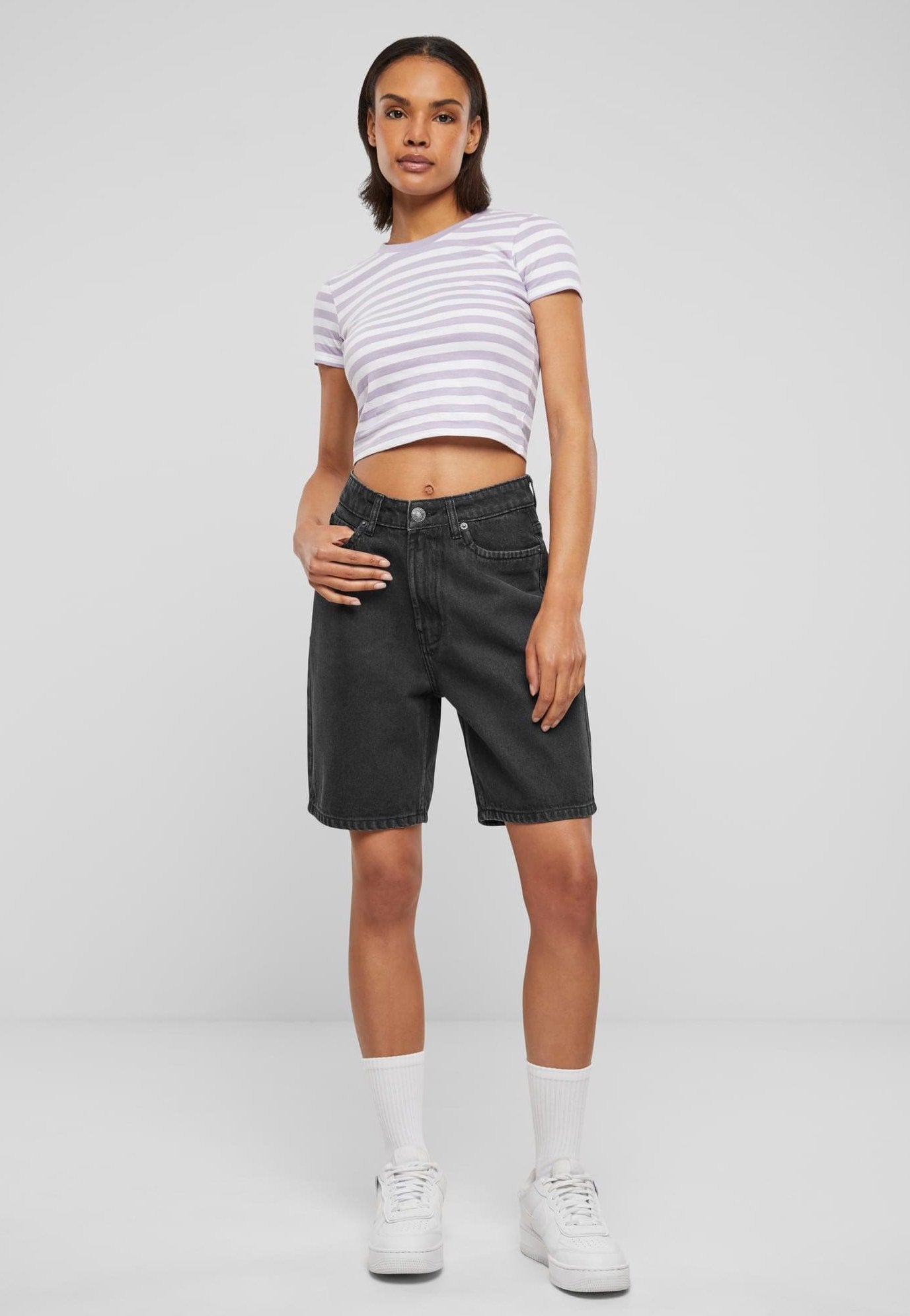 Urban Classics - Ladies 90‘s Bermuda Black Washed - Shorts