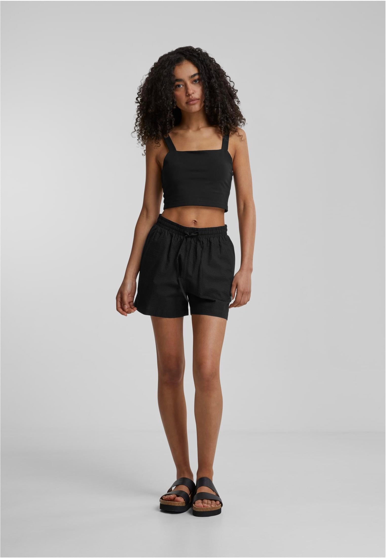 Urban Classics - Ladies Seersucker Black - Shorts | Women-Image