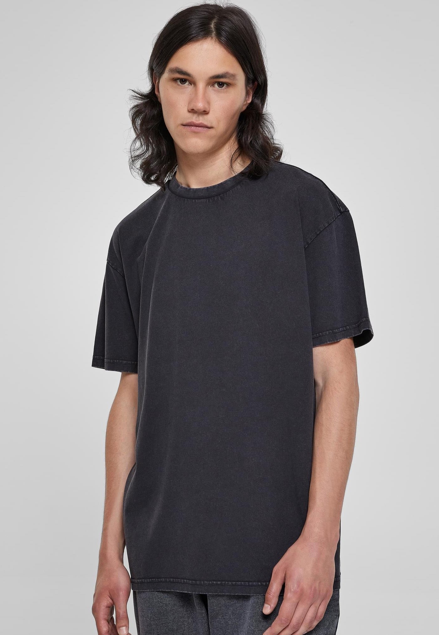 Urban Classics - Heavy Oversized Acid Wash Black - T-Shirt