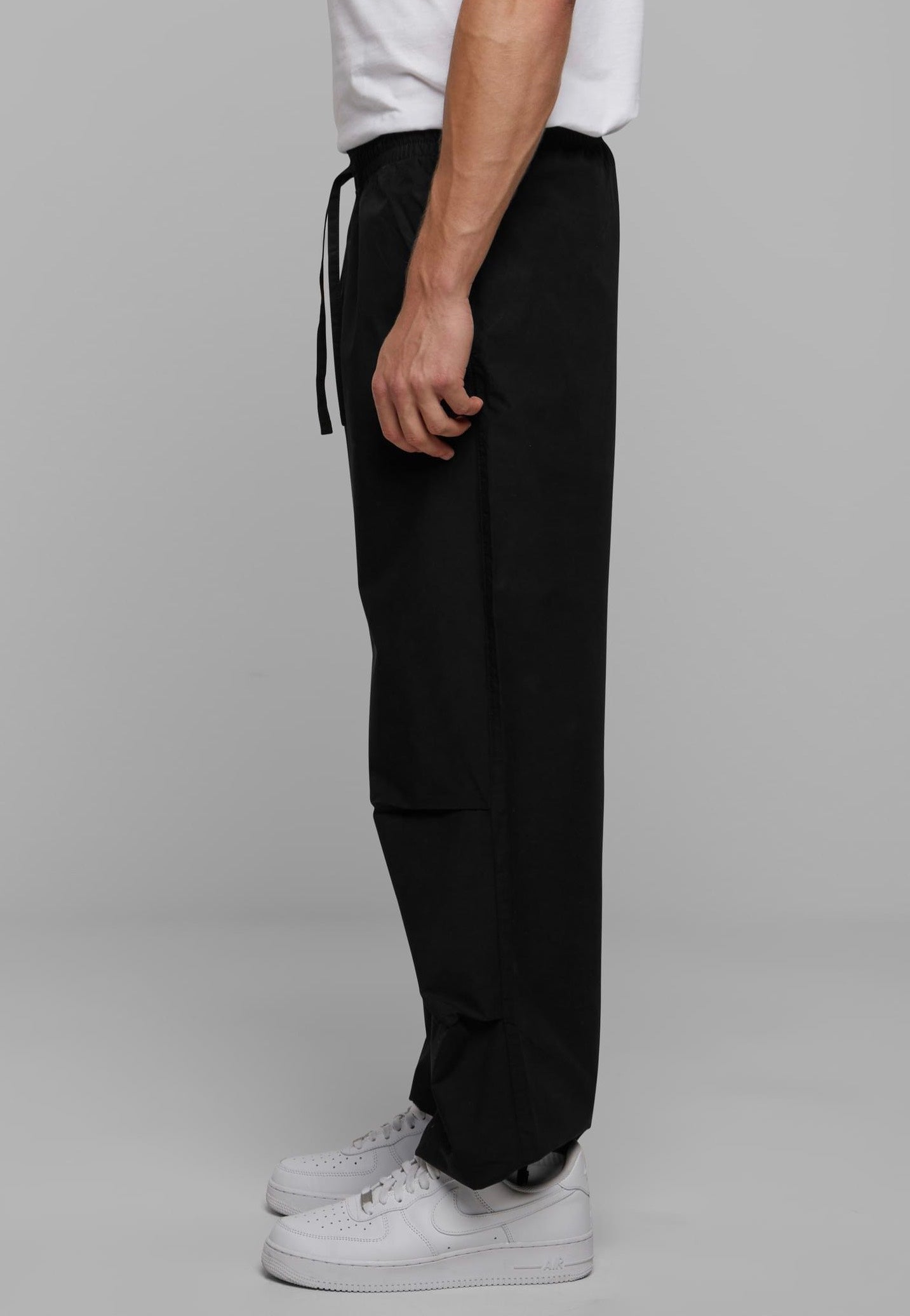 Urban Classics - Wide Poplin Black - Pants | Men-Image