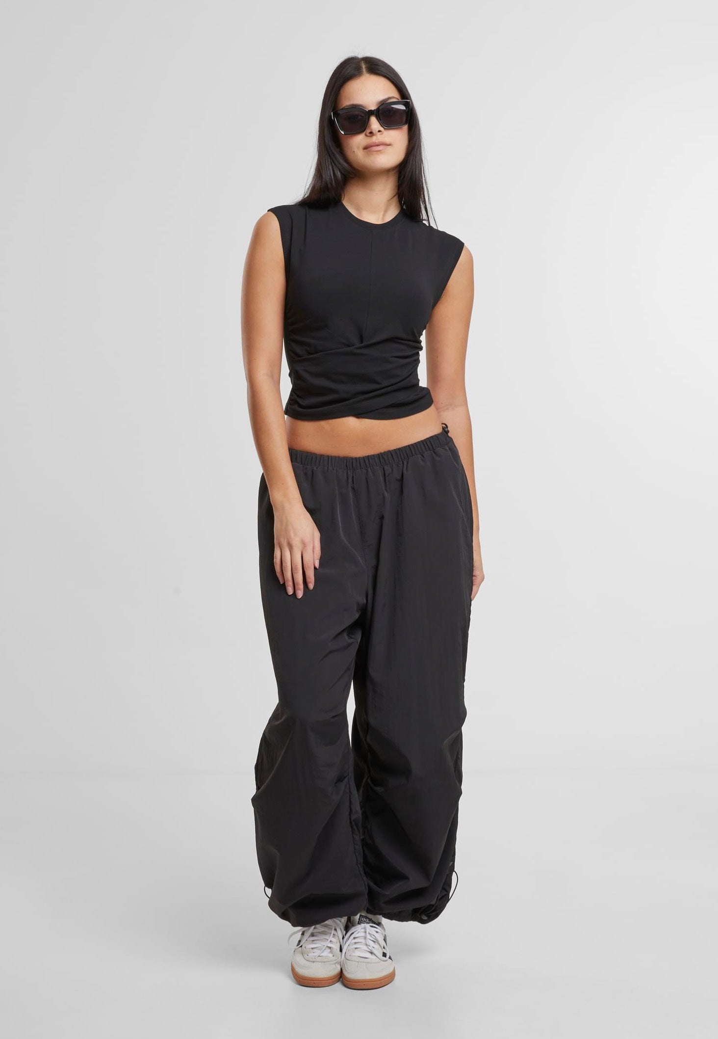 Urban Classics - Ladies Cropped Wrapped Black - Top | Women-Image