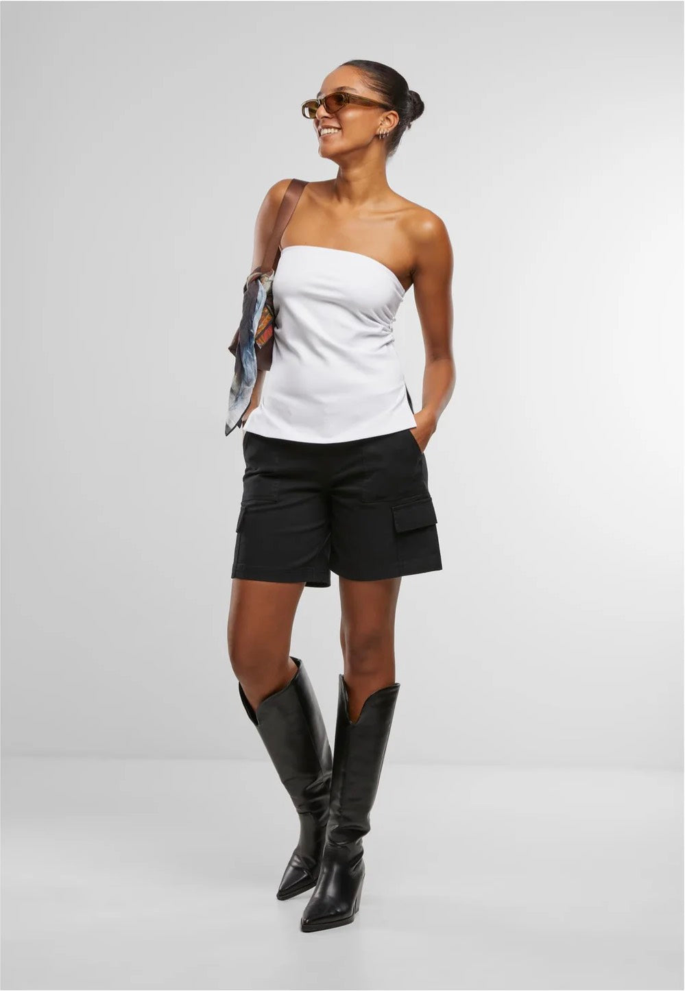 Urban Classics - Ladies Cotton Black - Shorts | Women-Image