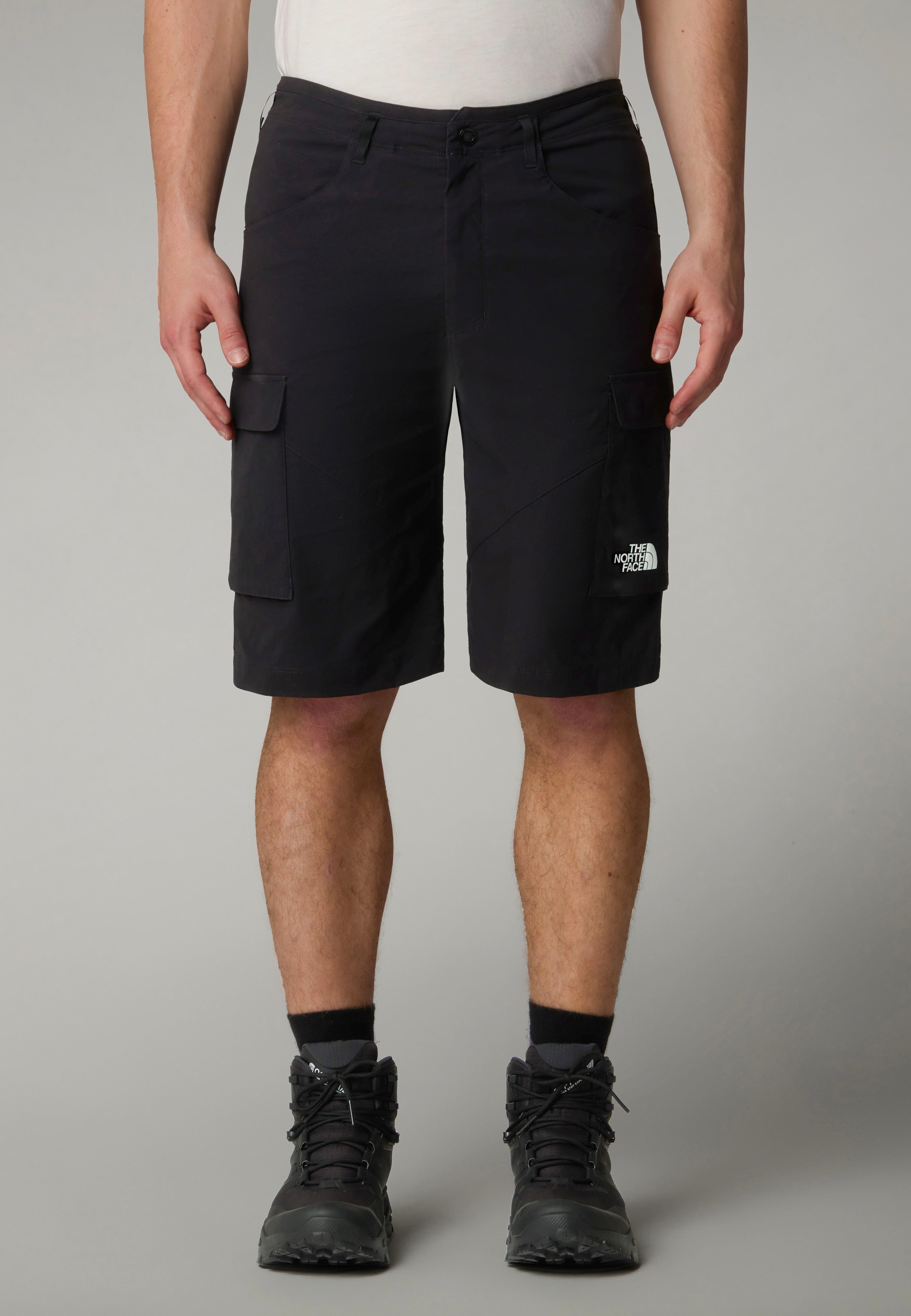 The North Face - Exploration Cargo TNF Black - Shorts | Nuclear Blast
