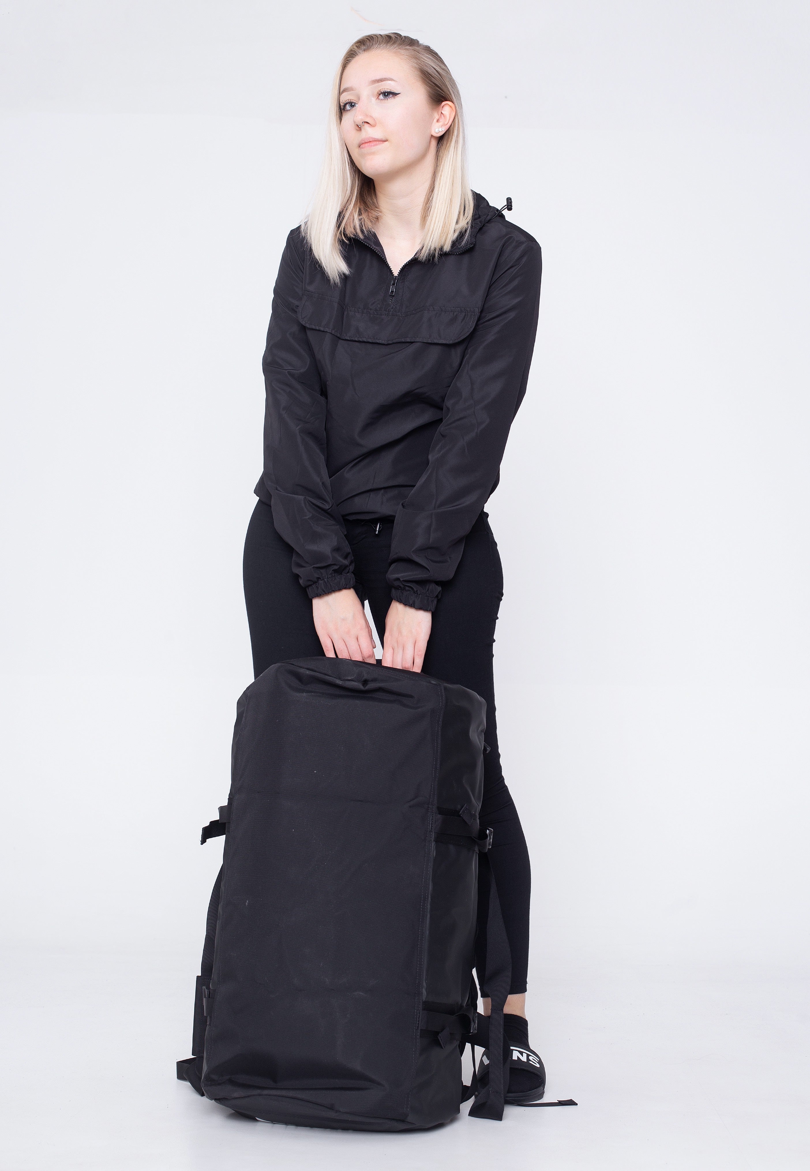 The North Face - Base Camp Duffel L TNF Black/TNF White - Bag | Neutral-Image