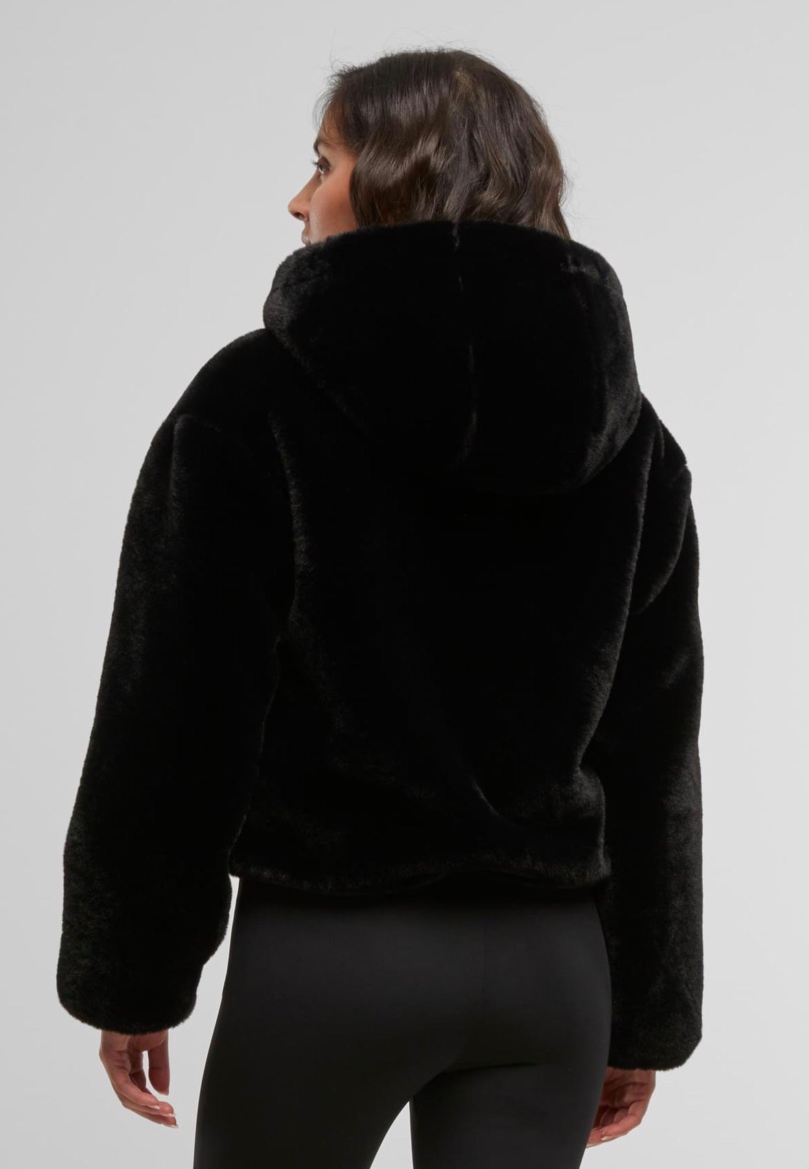 Urban Classics Ladies Full Zip Faux Fur Black Chaqueta