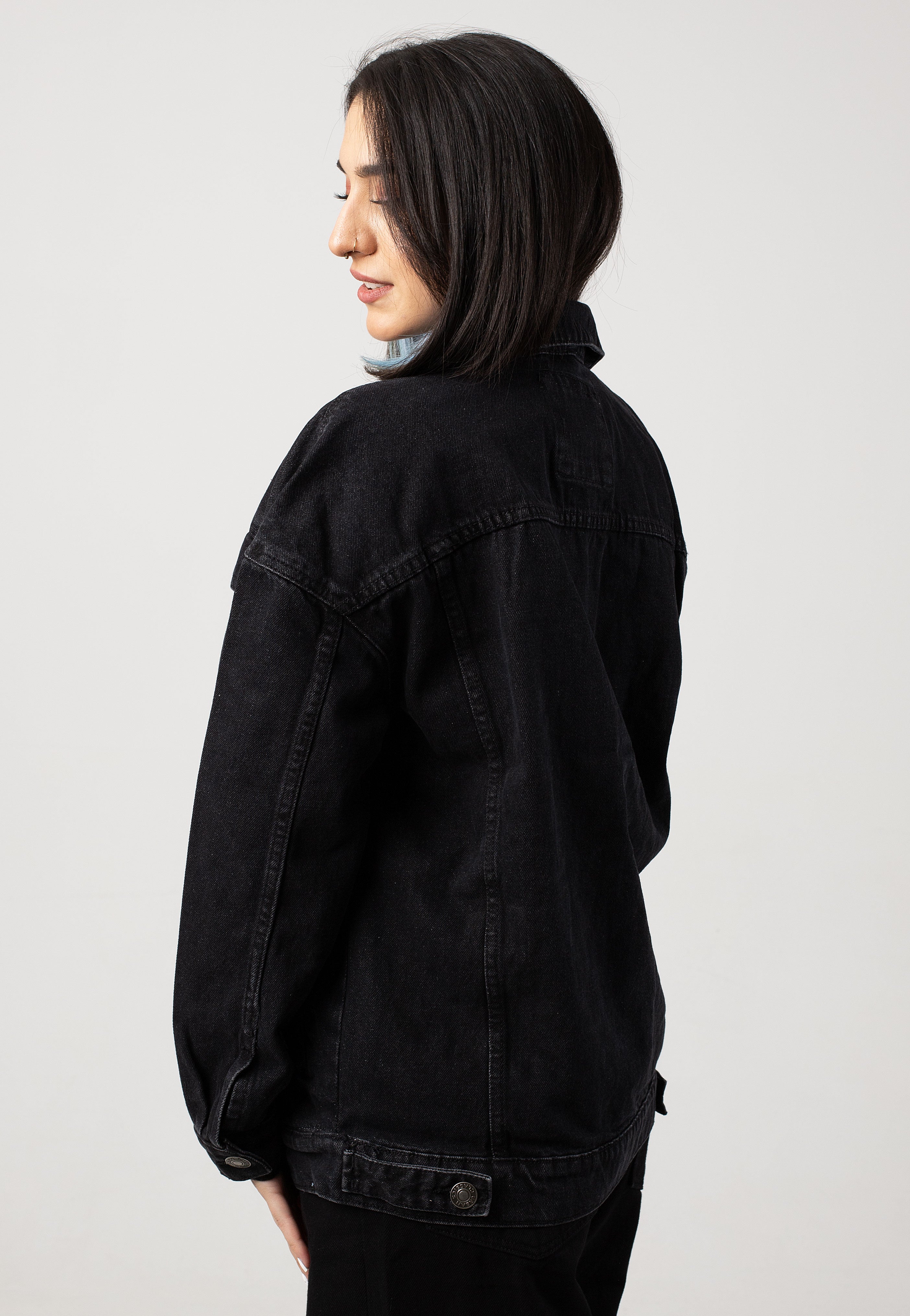 Urban Classics - Ladies Oversized 90‘s Denim Black Washed - Jeans Jacket | Women-Image