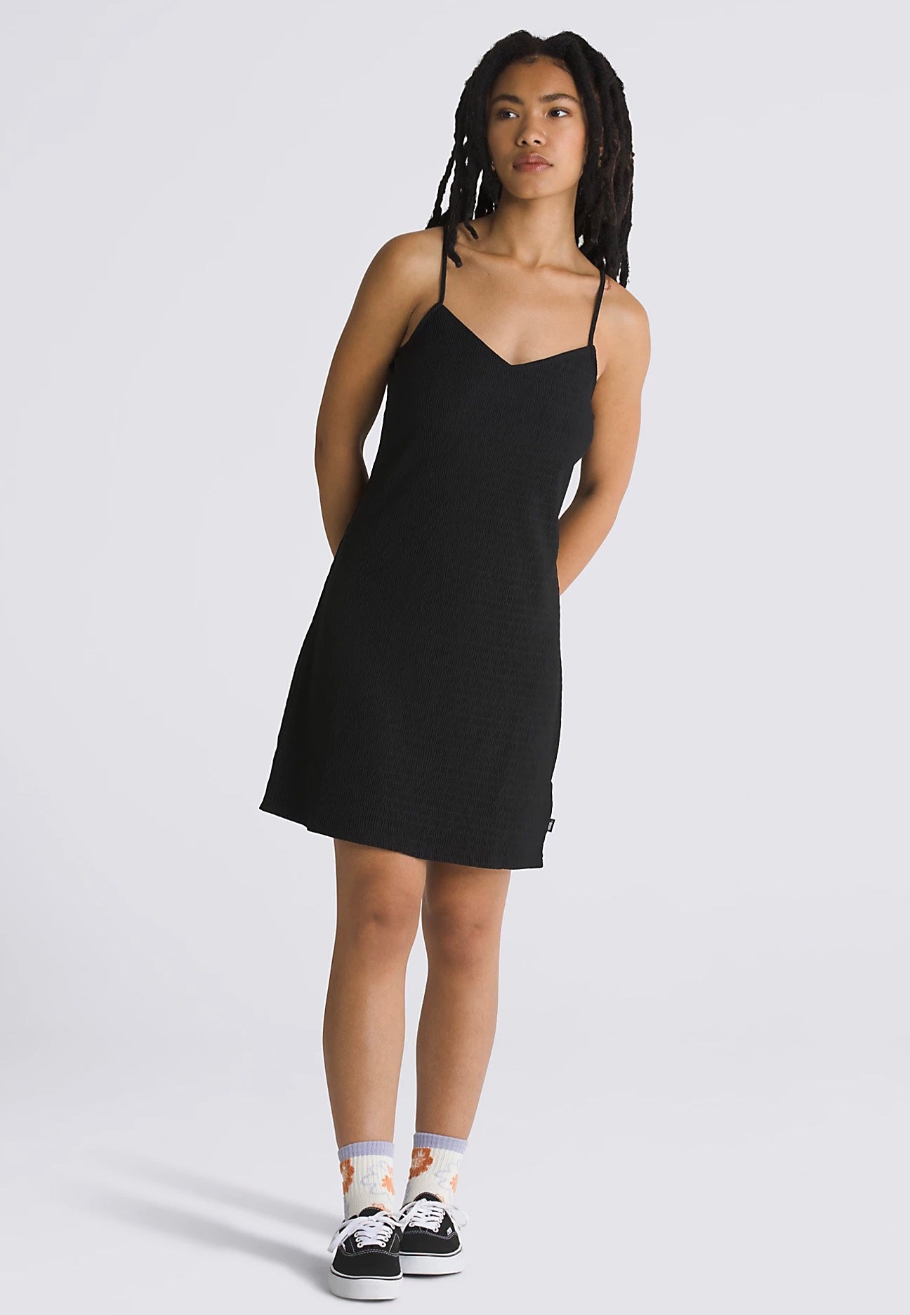 black vans with dress - Benton Cami - Elevate your footwear collection sizechart-strapless-maxi-dress-length Timeless '70s Crêpe Wrap Color:Fern Green