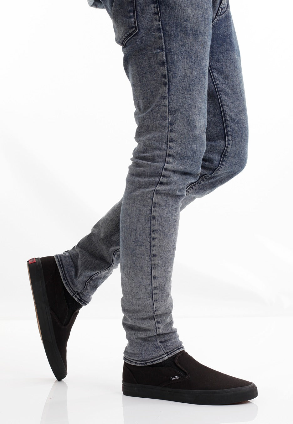 Vans - Classic Slip-On Black/Black - Shoes | Neutral-Image