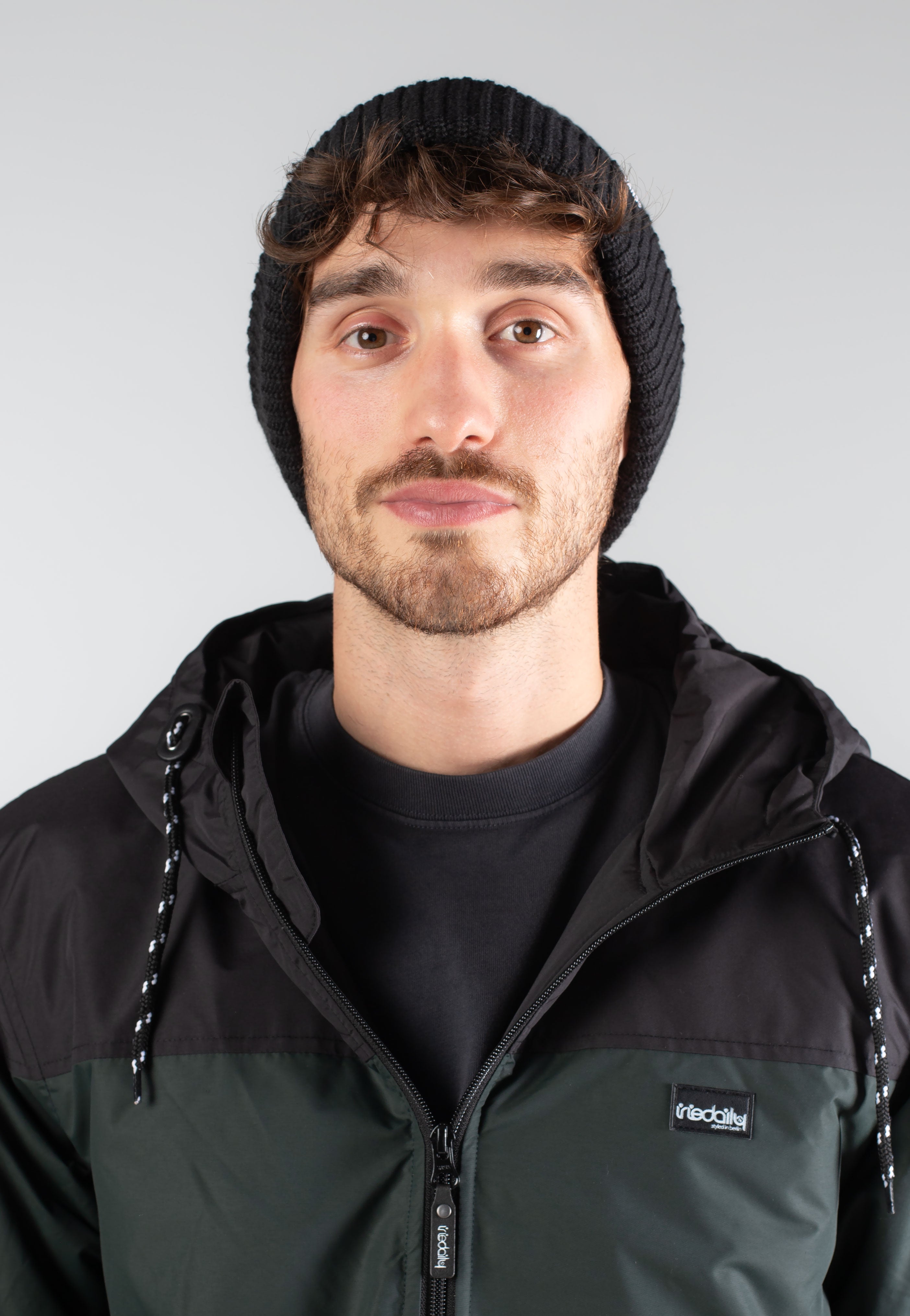 Vans - Core Basic Cuff Black - Beanie | Neutral-Image