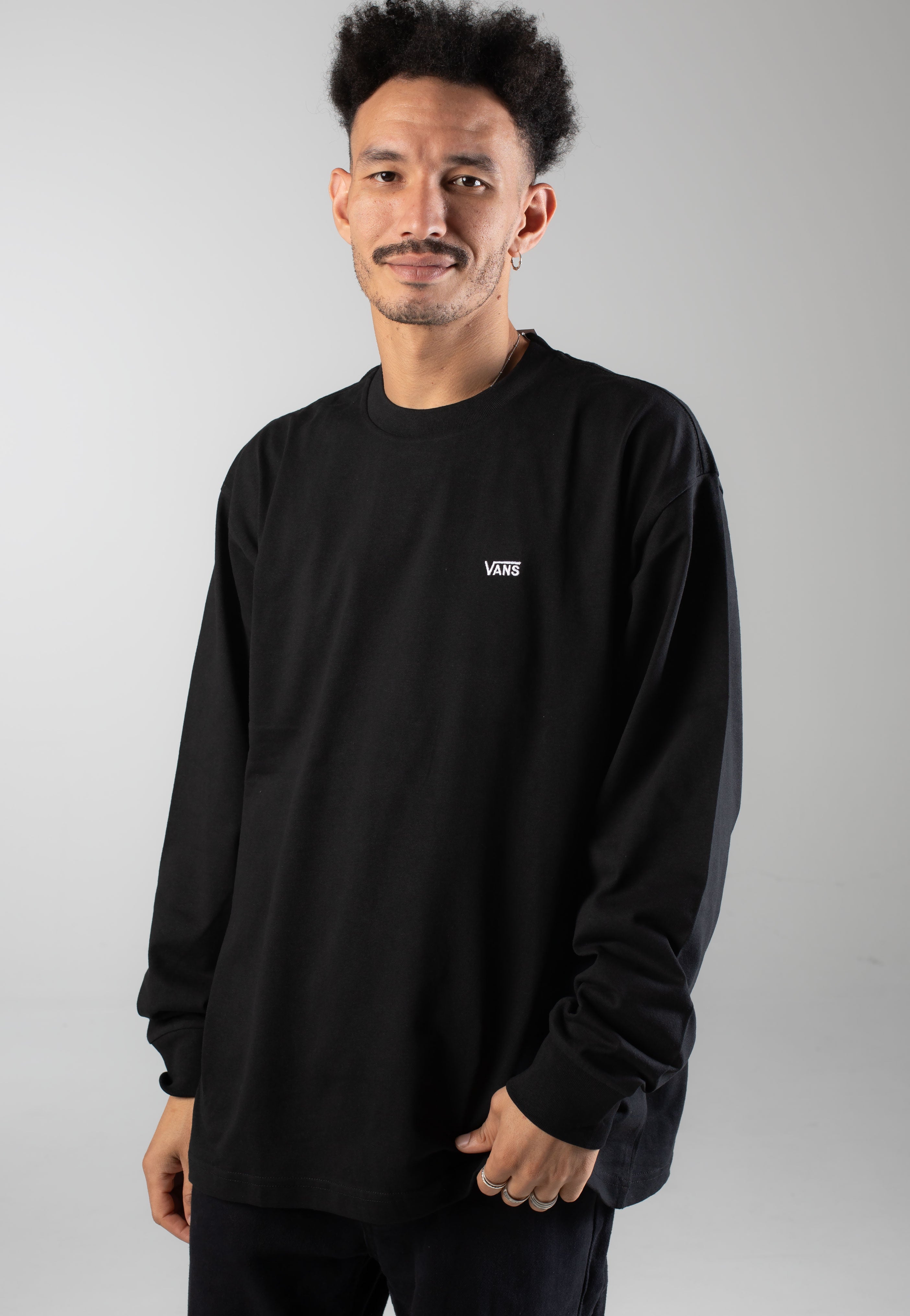 Vans - Left Chest II Loose Black - Longsleeve | Men-Image