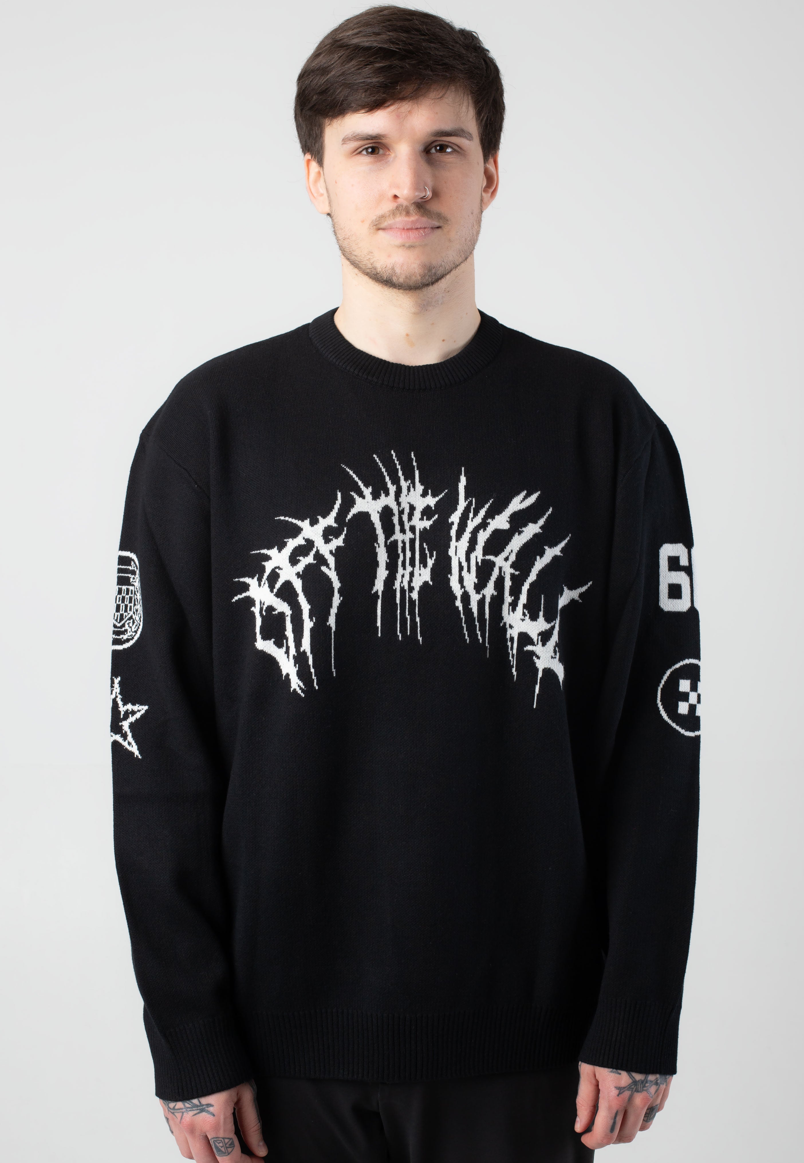 Vans - Metal Arch Crew Black - Pullover | Nuclear Blast Vans - Metal Arch Crew Black - Pullover | Nuclear Blast