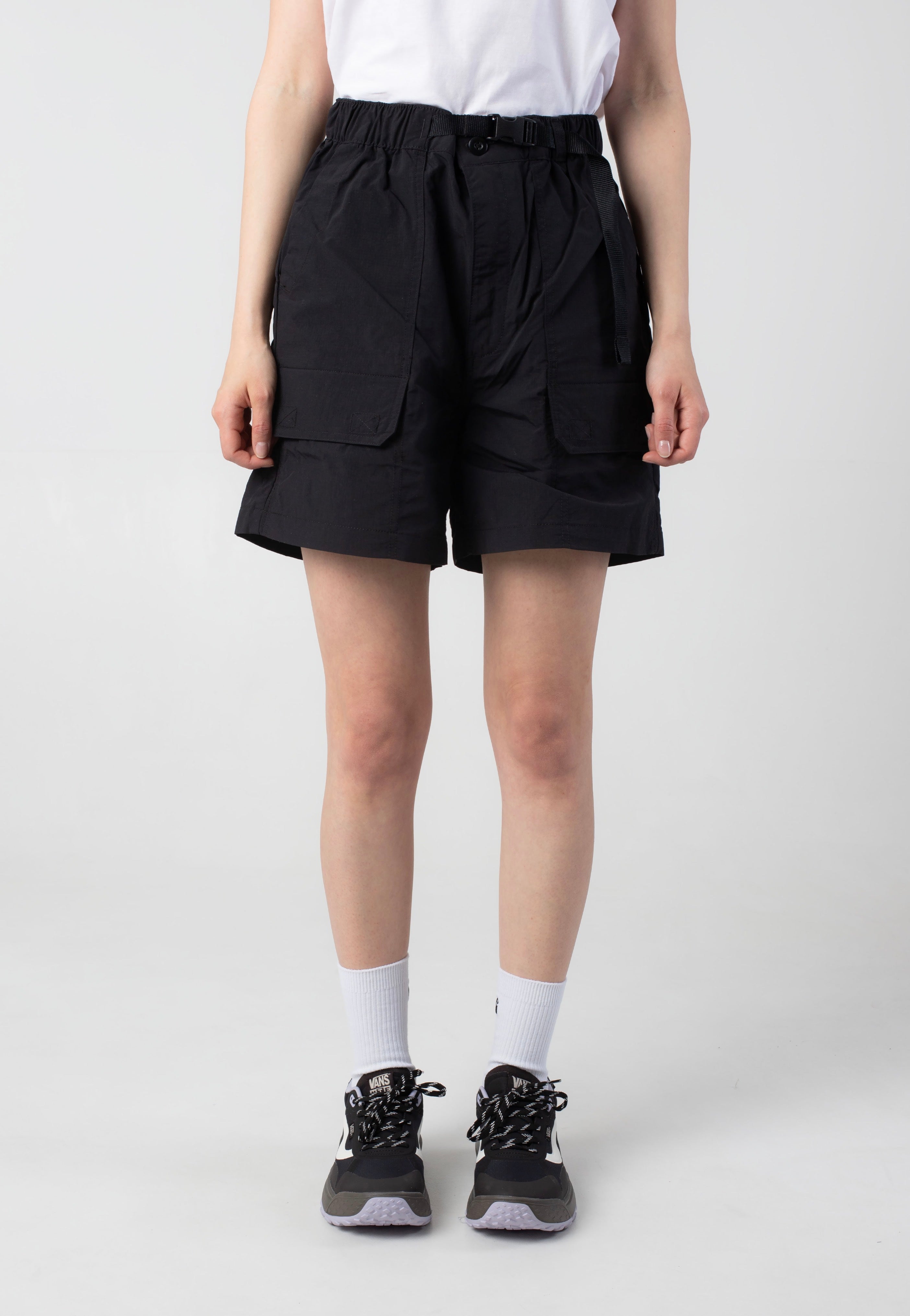 Vans - MTE Trek Guide Black - Shorts | Women-Image