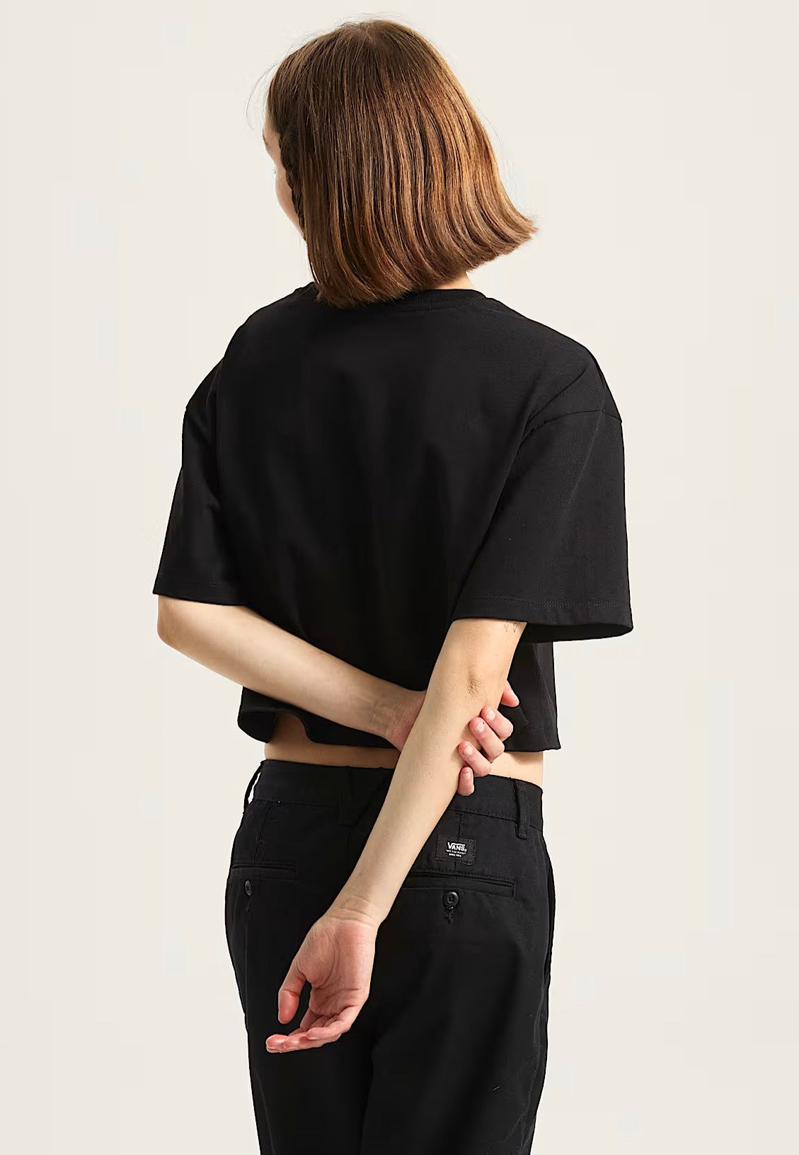 Vans - W Salton Relax Crop Black - T-Shirt | Women-Image