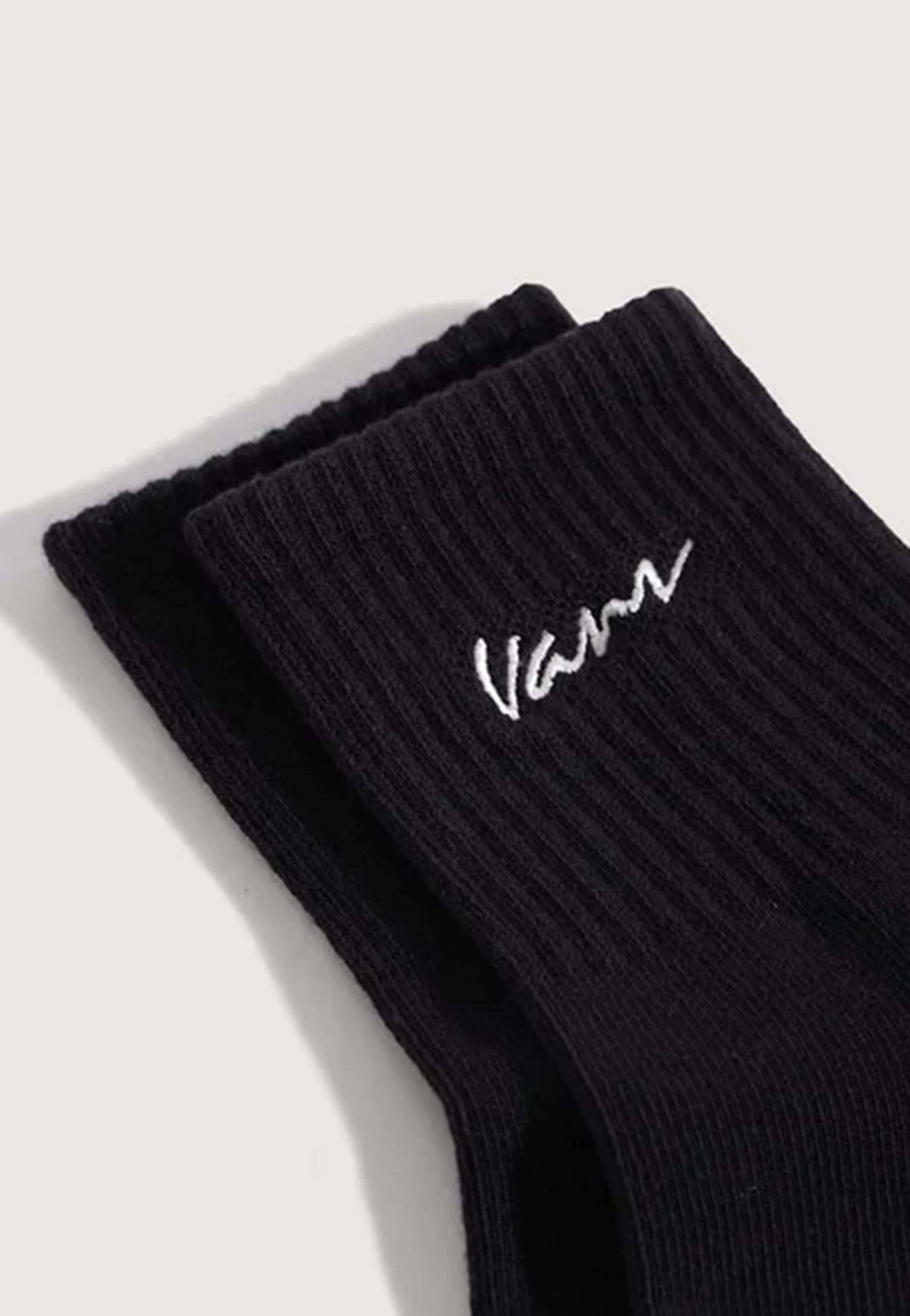 Vans - Classic Script Half Crew Black - Socks | Neutral-Image