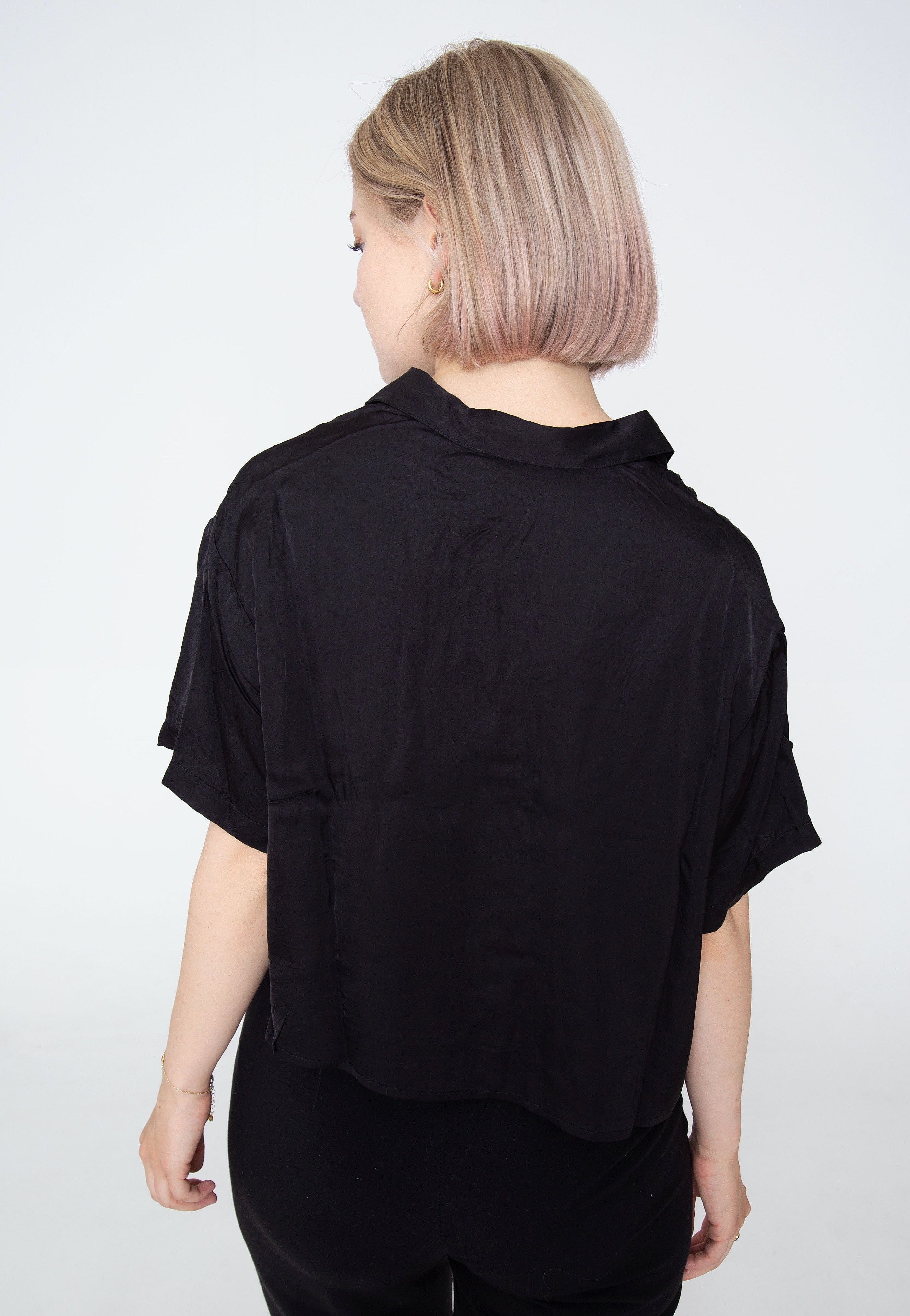Urban Classics - Ladies Viscose Satin Resort Black - Shirt