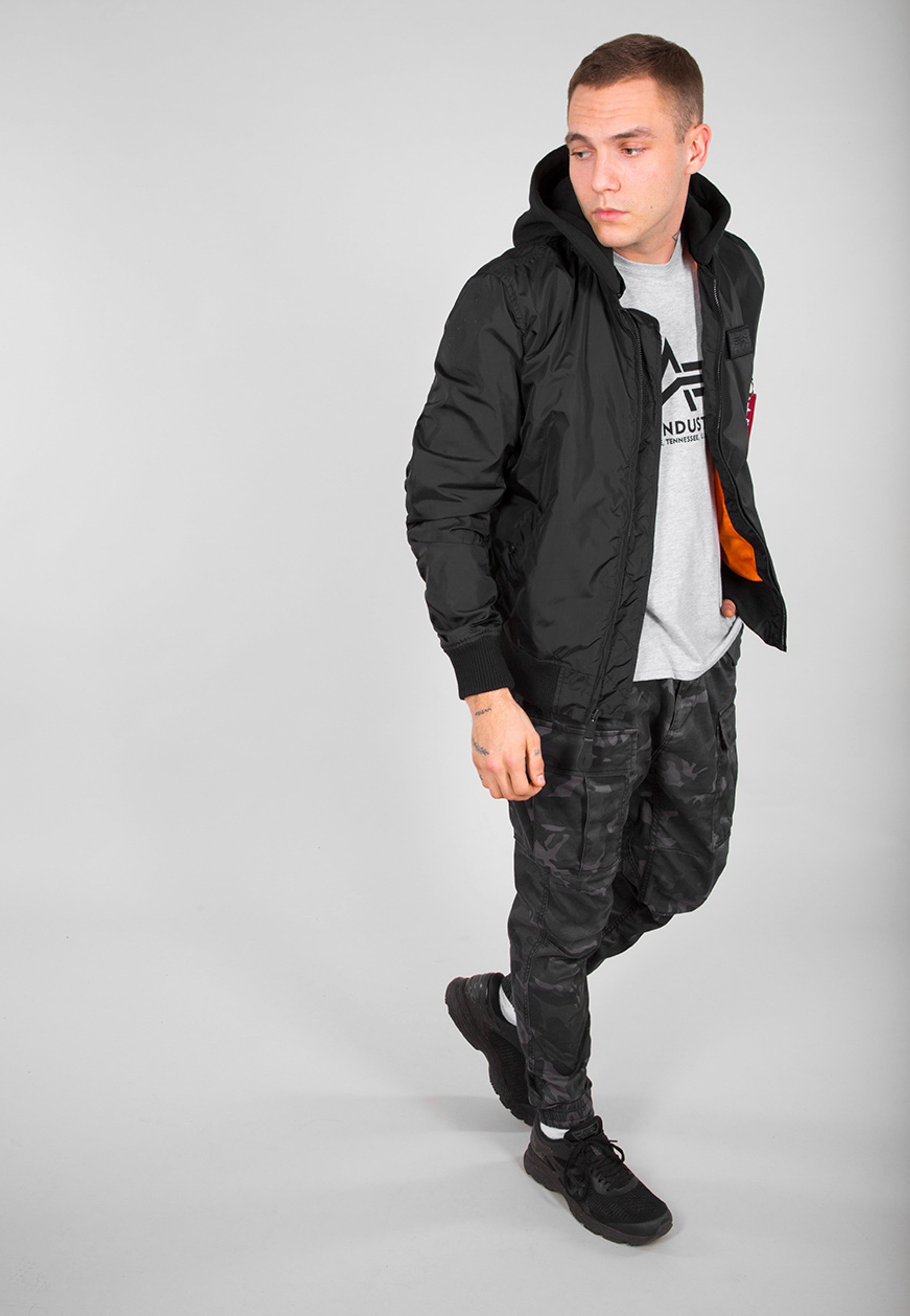 Alpha Industries - MA 1 TT Hood Black/Black - Jacket | Men-Image