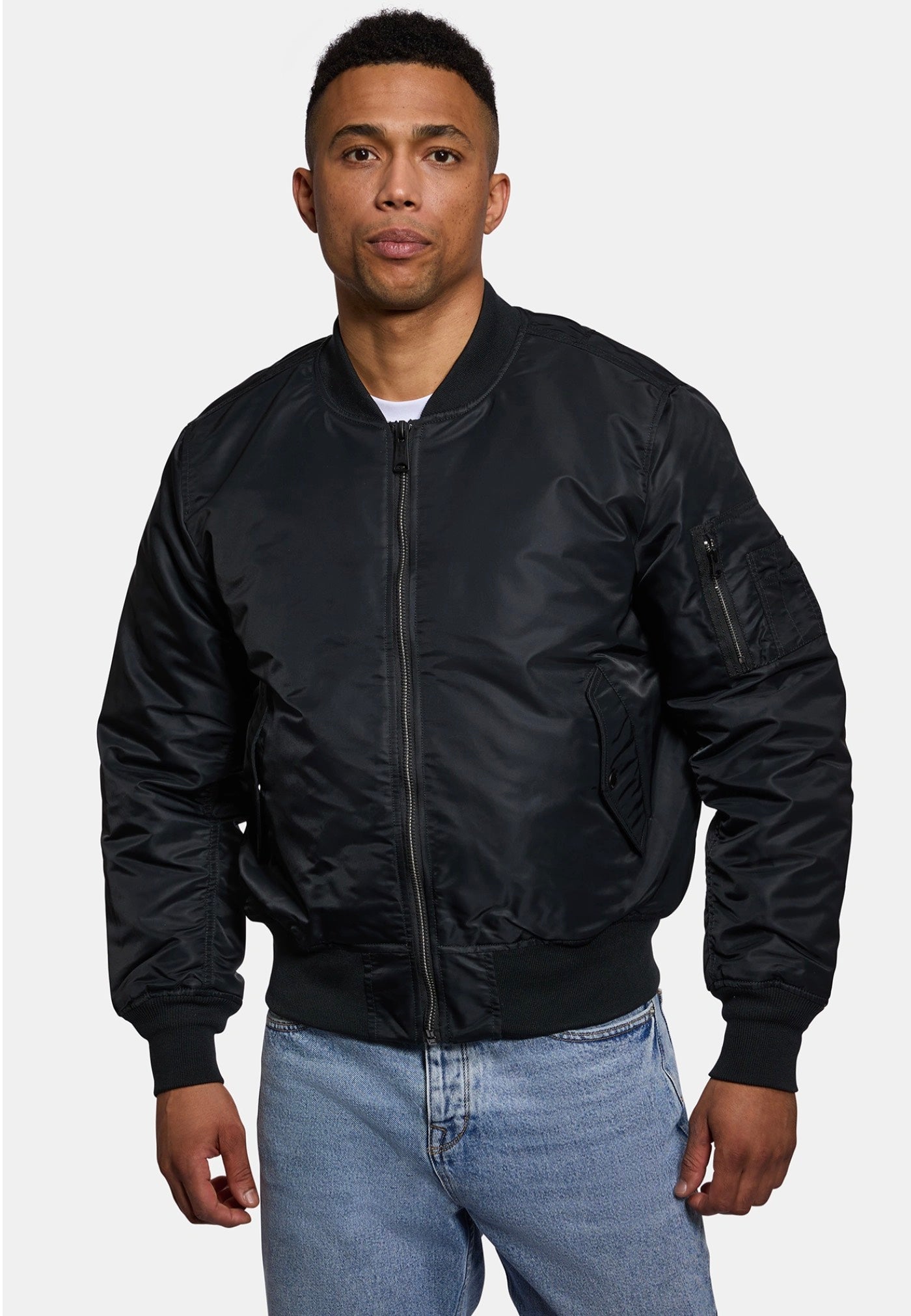 Vintage Industries - Carter MA1 Black - Jacket | Men-Image