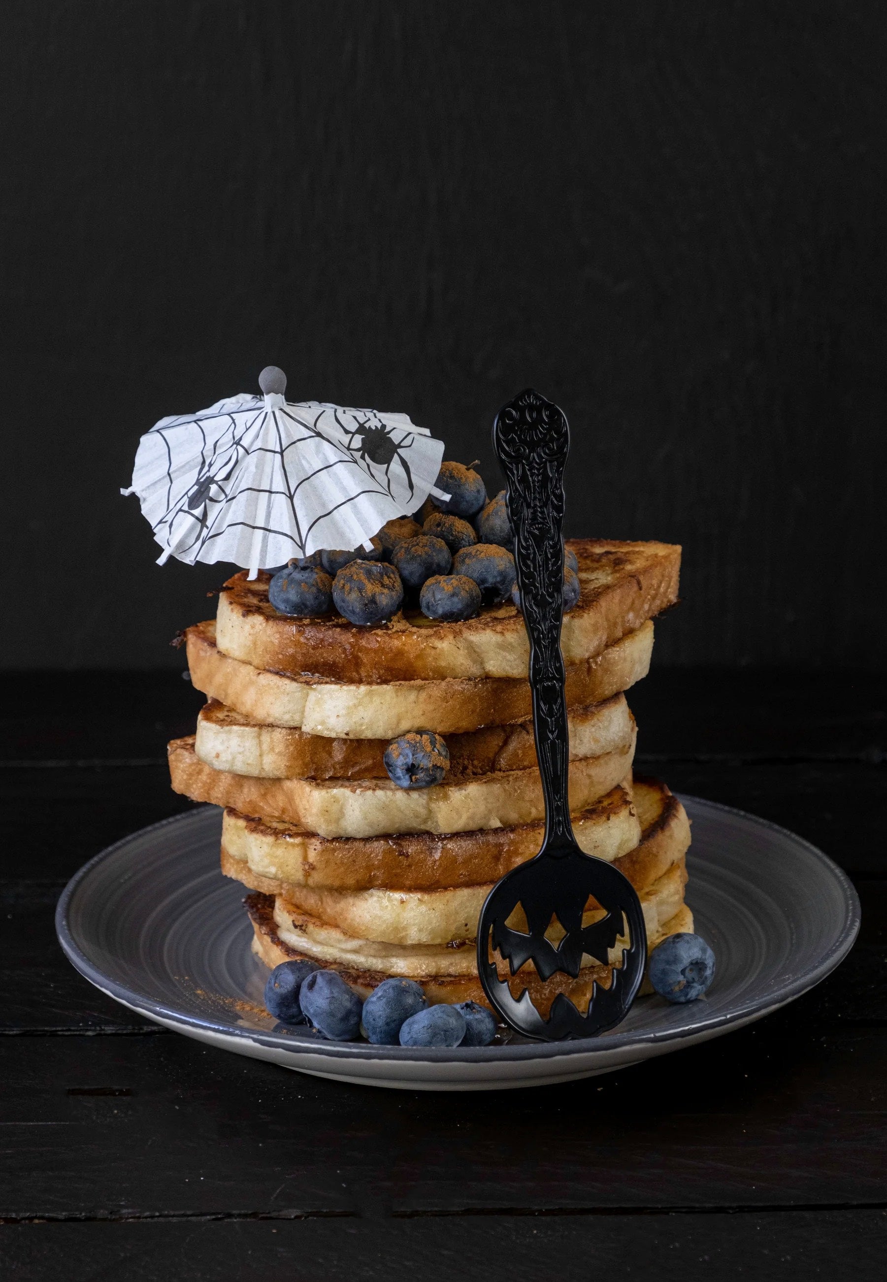 Lively Ghosts - Haunted Hallows Set Of 2 Black - Tea Spoon | Neutral-Image