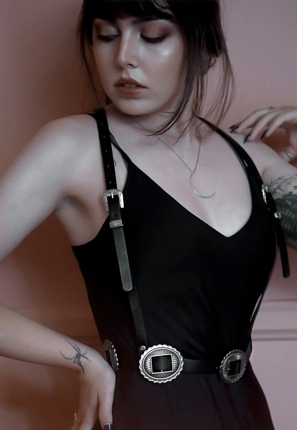 Lively Ghosts The ‘Mojave Poison’ Western Goth Conch Black Harness