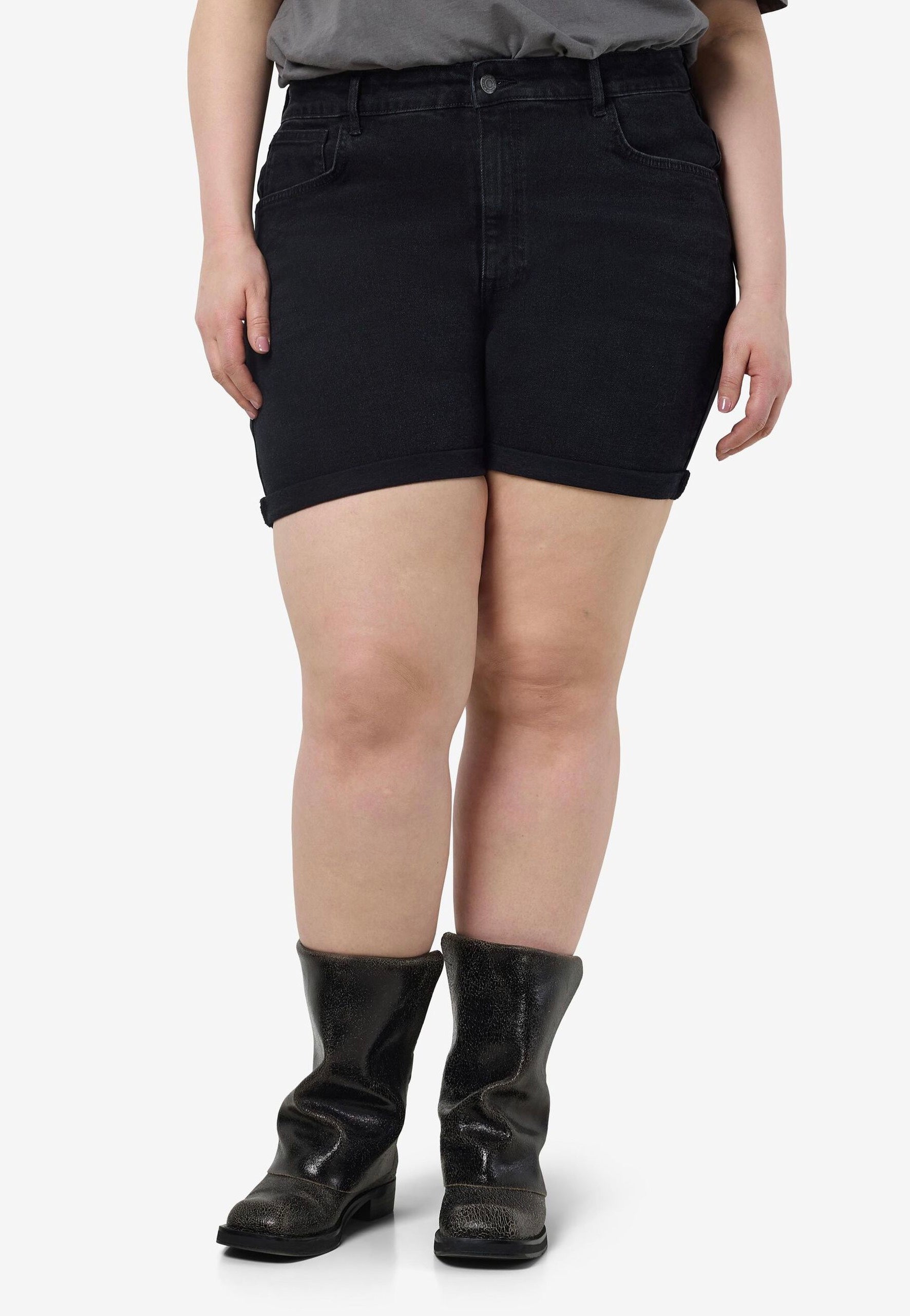 Noisy May - Moni Curve Black - Shorts | Women-Image