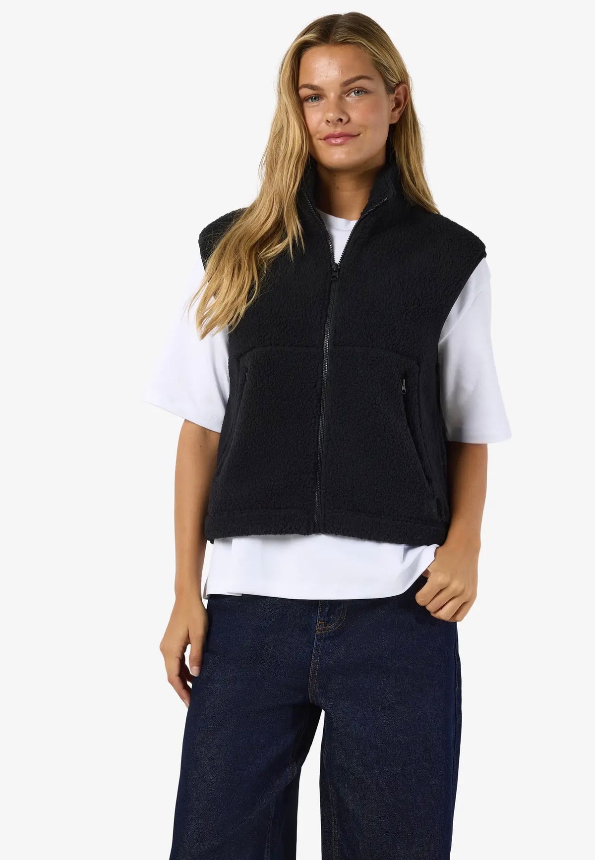 Noisy May Masey Short Teddy Black Weste