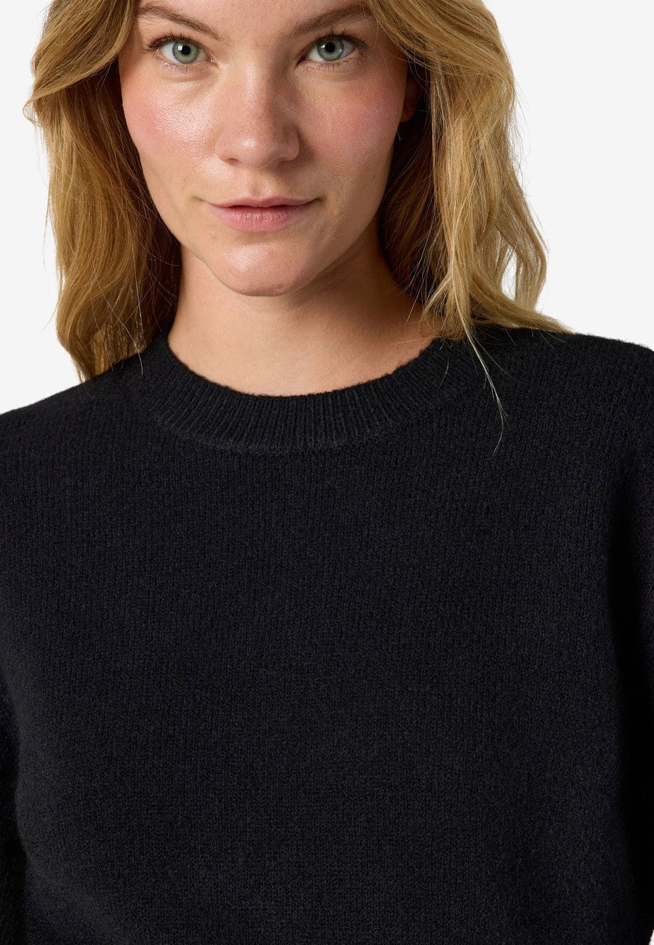 Noisy May Sloan O-Neck Knit Black Pullover