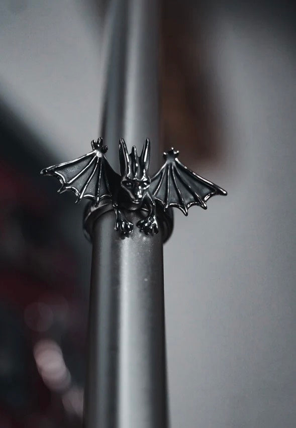 Lively Ghosts - Gothic Guardian Silver - Ring | Neutral-Image