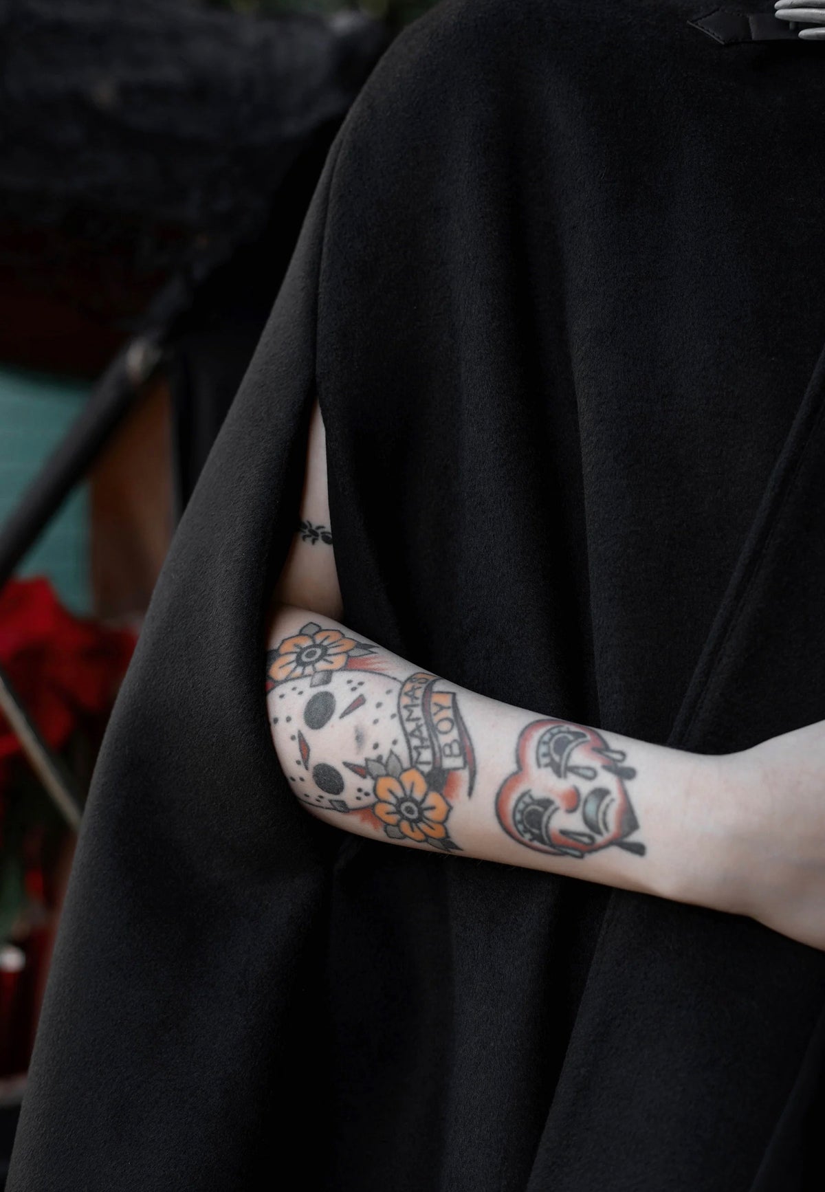 Lively Ghosts Seance Cape Black Jacke