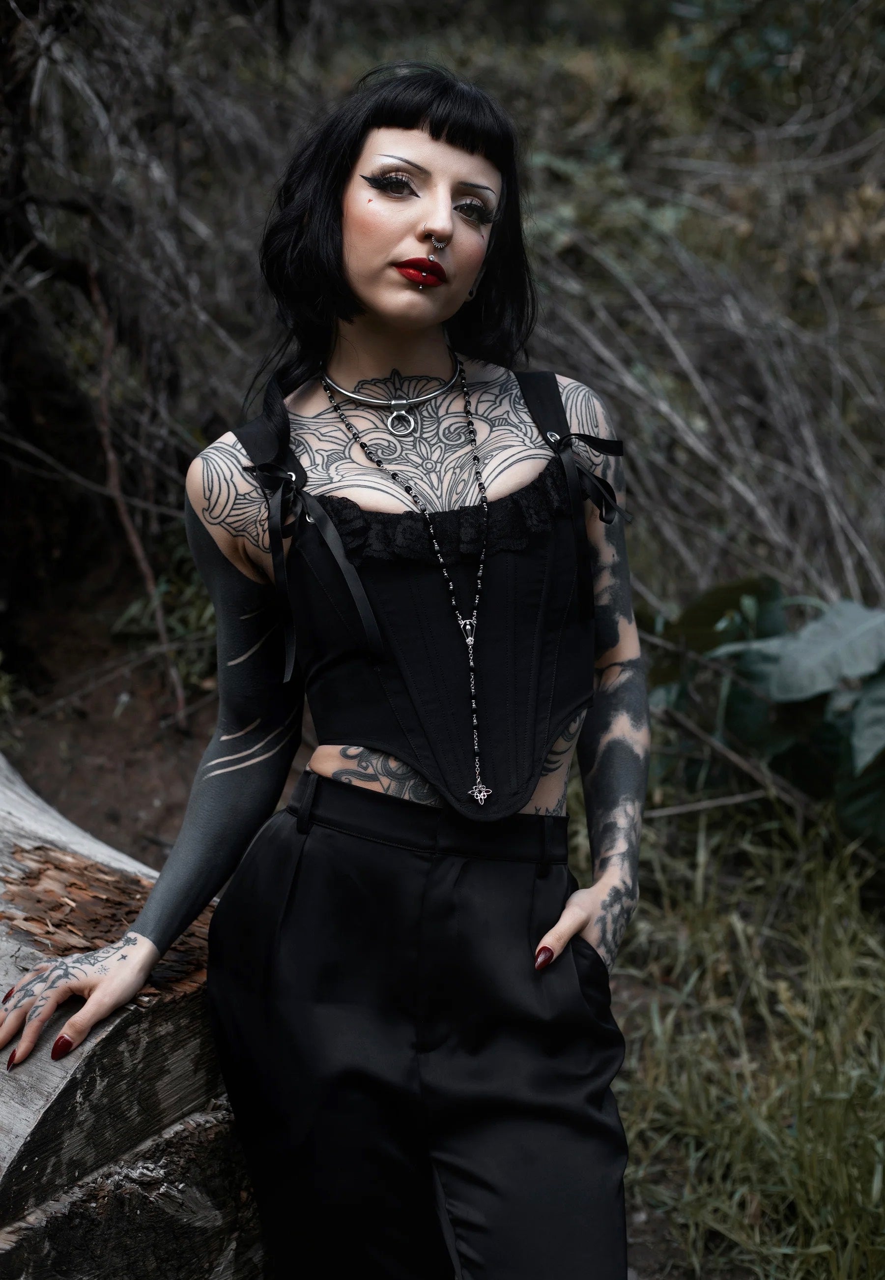 Lively Ghosts - Thistlebloom Black - Corset | Women-Image