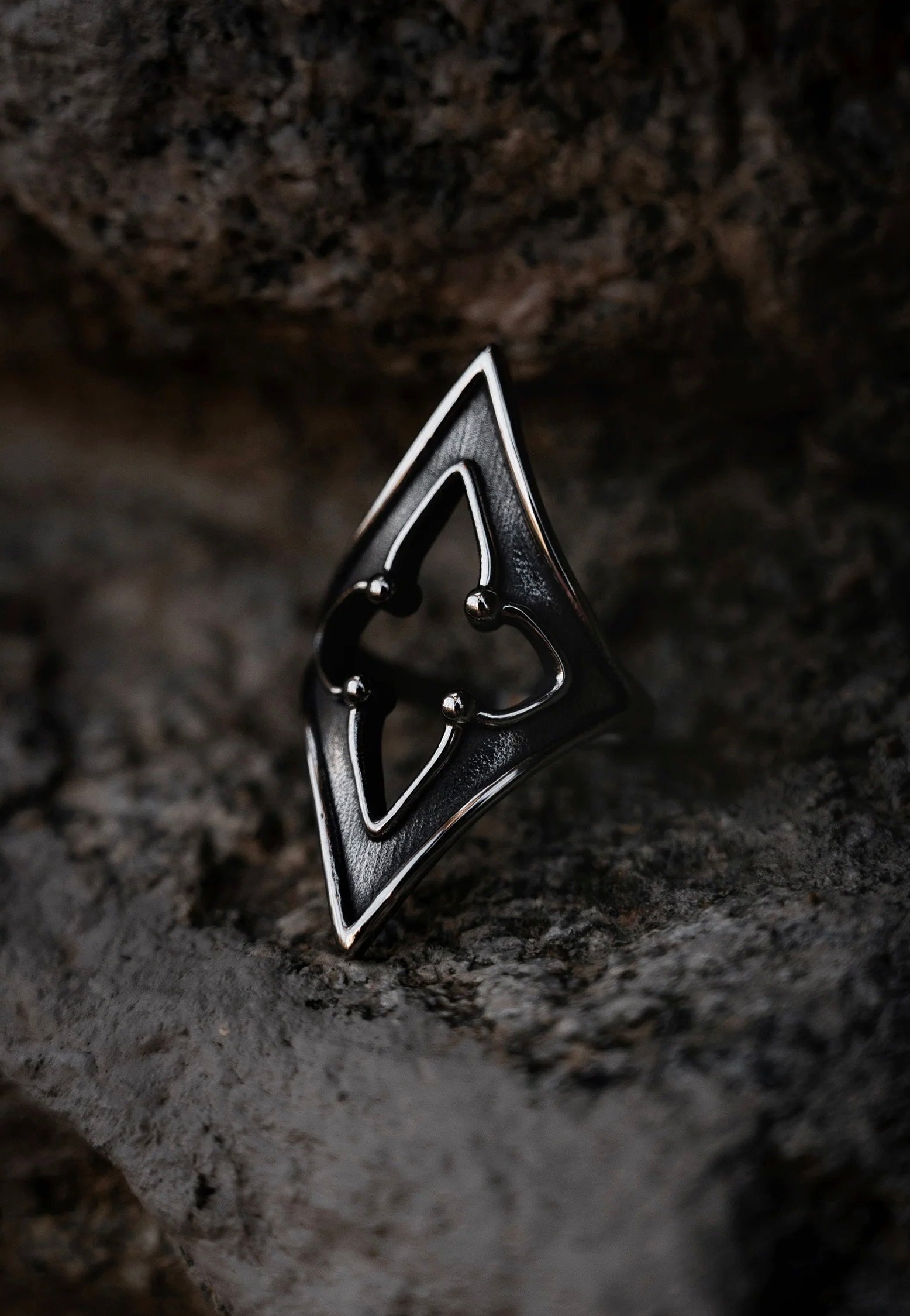 Lively Ghosts - Soulbound Silver - Ring | Neutral-Image