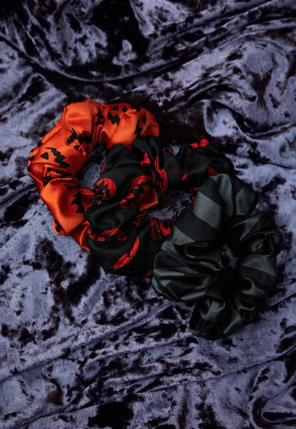 Lively Ghosts - Classic - Scunchie Set | Neutral-Image