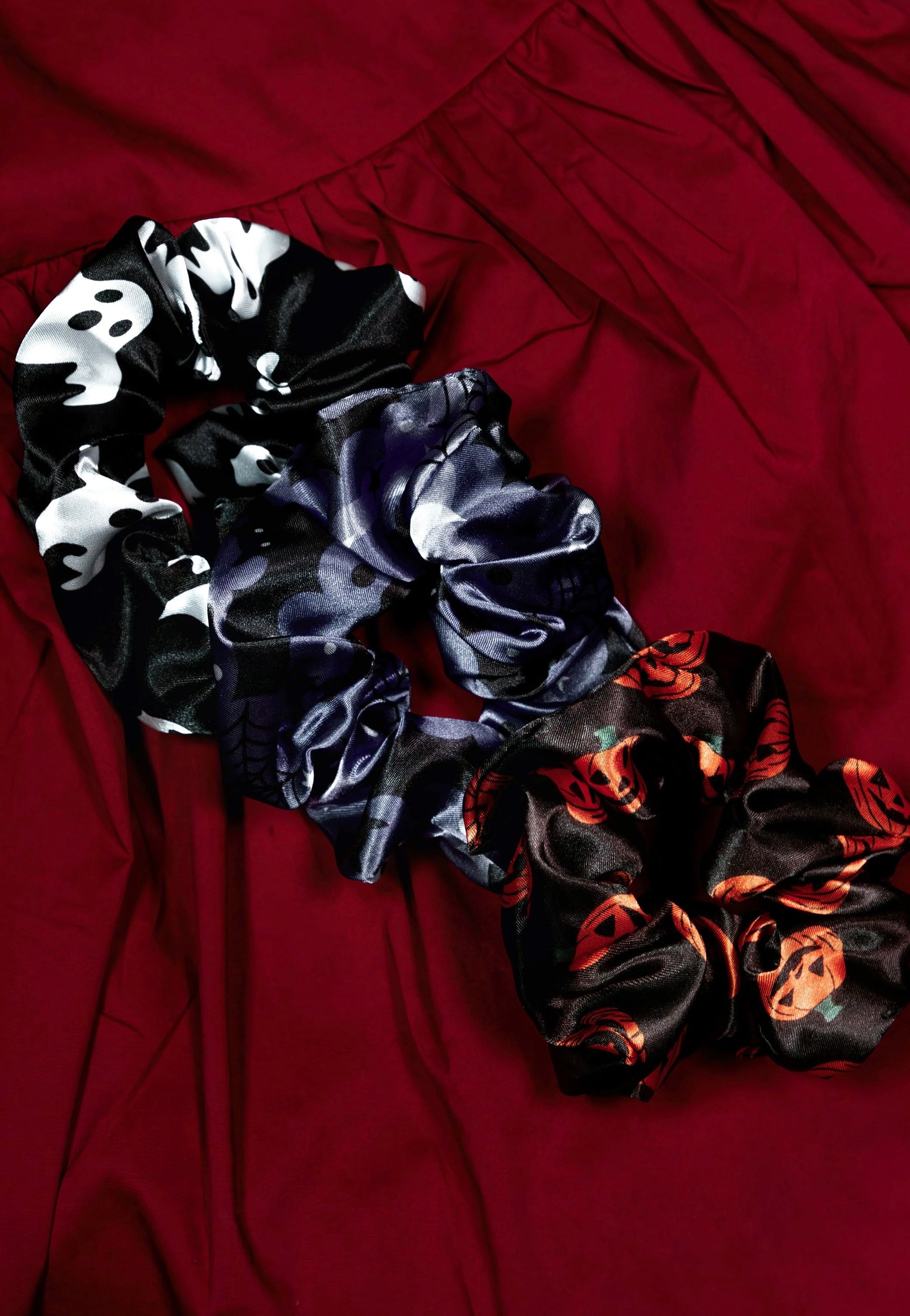 Lively Ghosts - Octoberlings - Scunchie Set | Neutral-Image