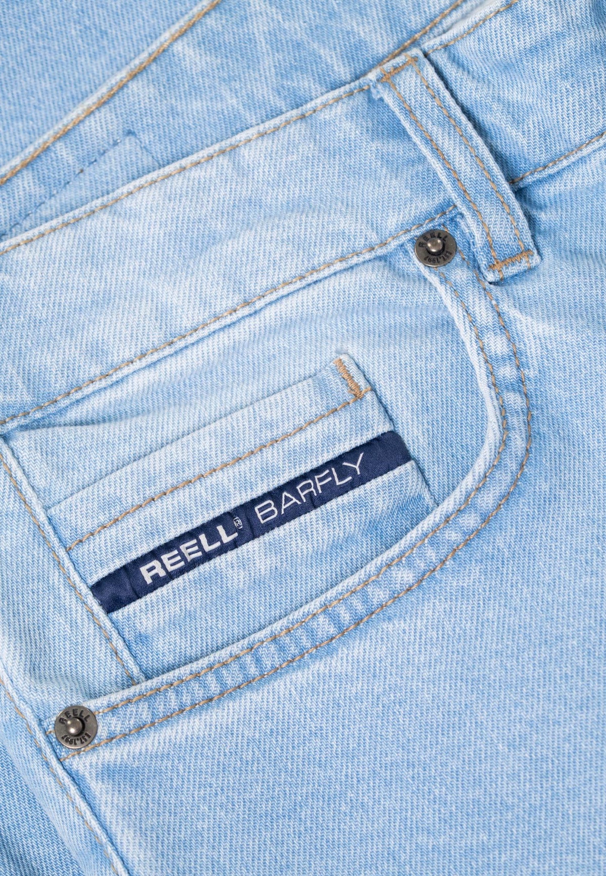 REELL Barfly 2.0 Light Blue Stone Vaqueros